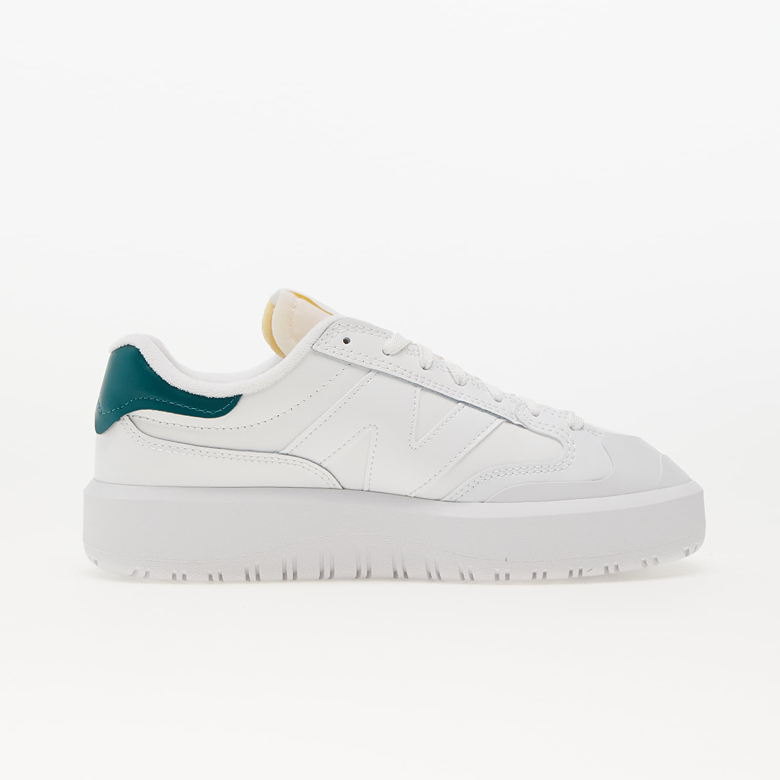Încălțăminte și sneakerși pentru bărbați New Balance CT302 White