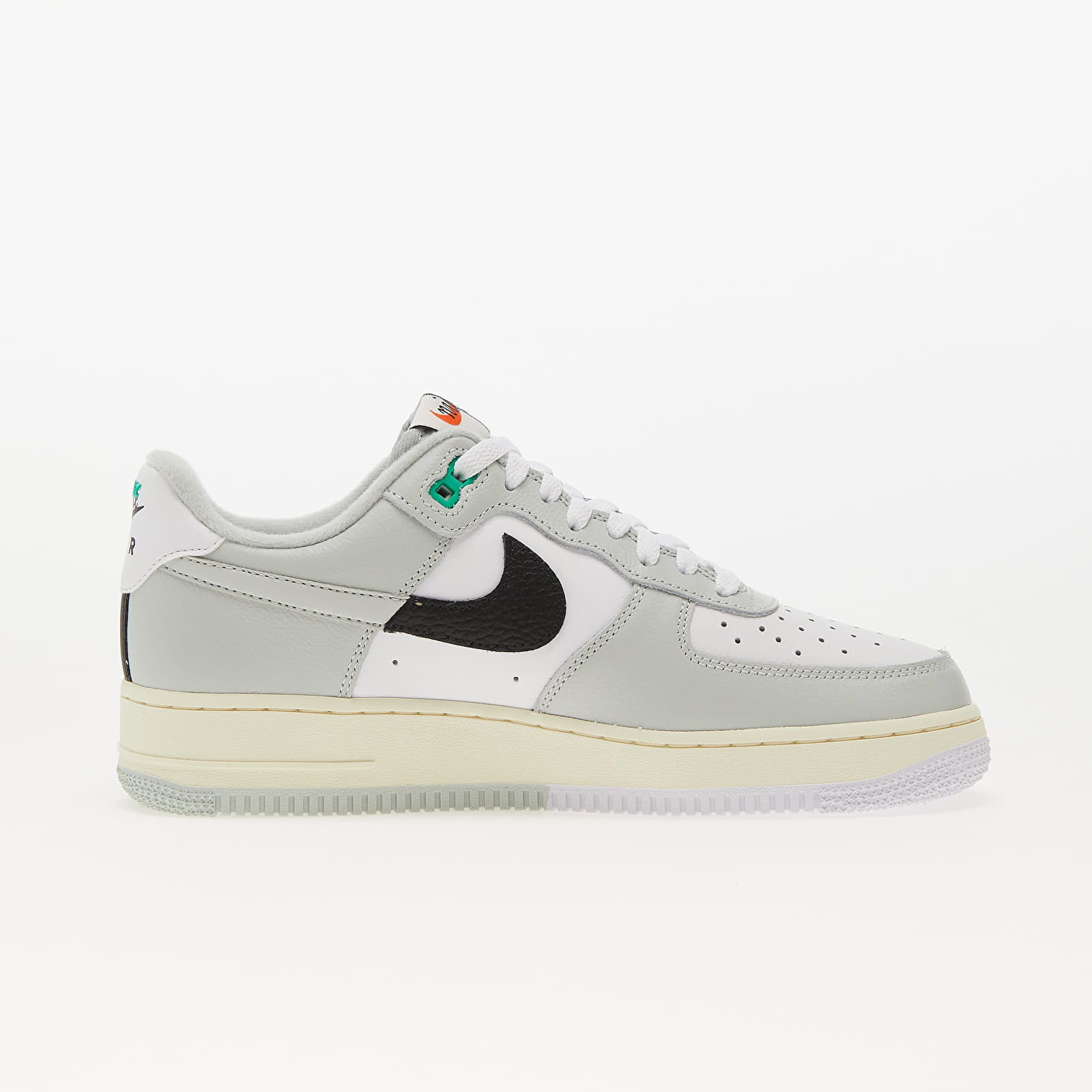 Pánské tenisky a boty Nike Air Force 1 '07 Lv8 Light Silver/ Black-Light Silver-White