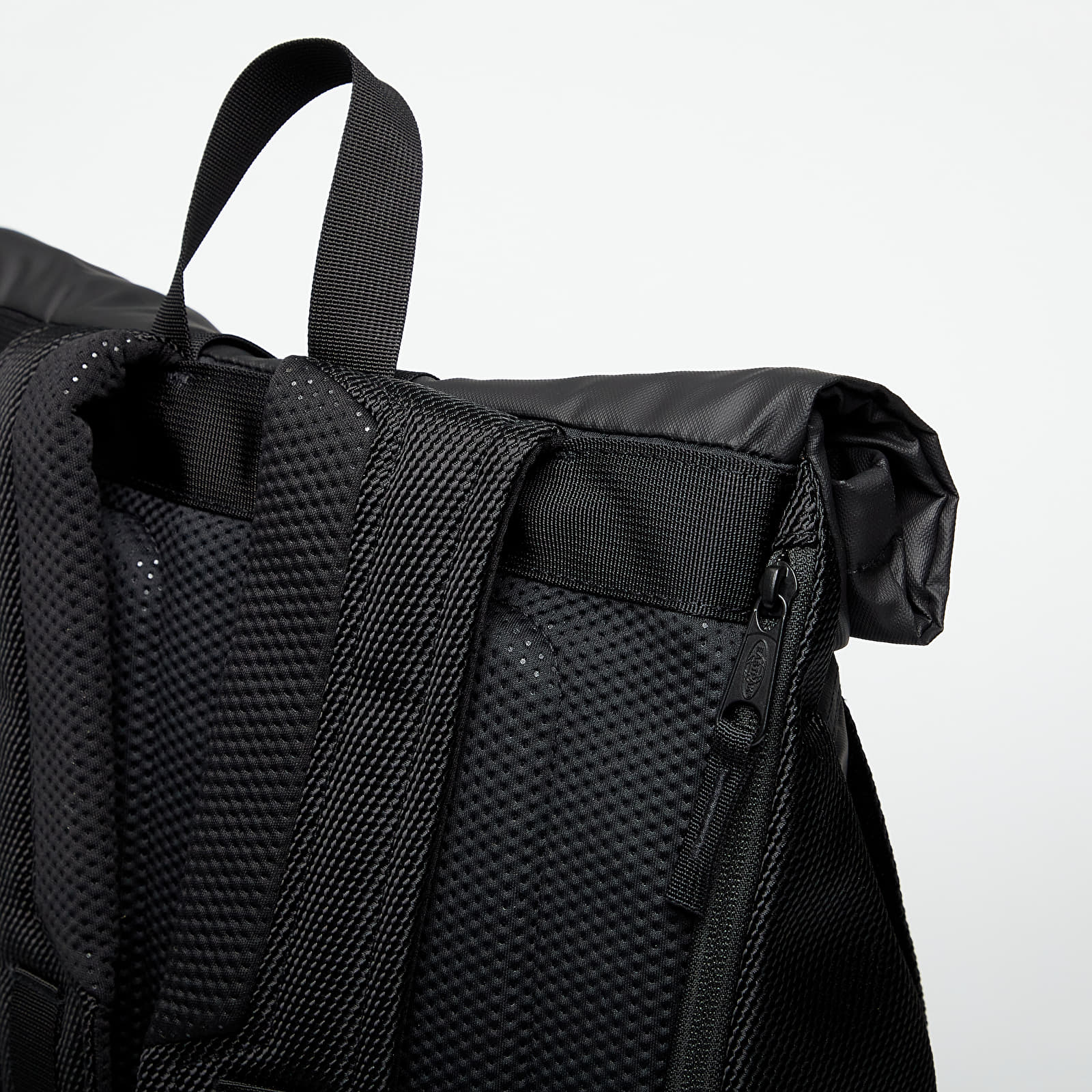 Backpacks Eastpak Tecum Roll Cnnct Backpack Coat