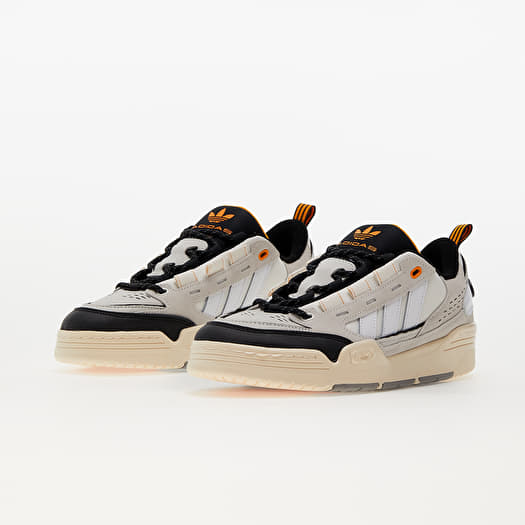 adidas Originals Adi2000