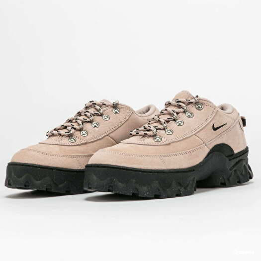 Sneakers und Schuhe fur Frauen Nike W Lahar Low fossil stone black orange Queens
