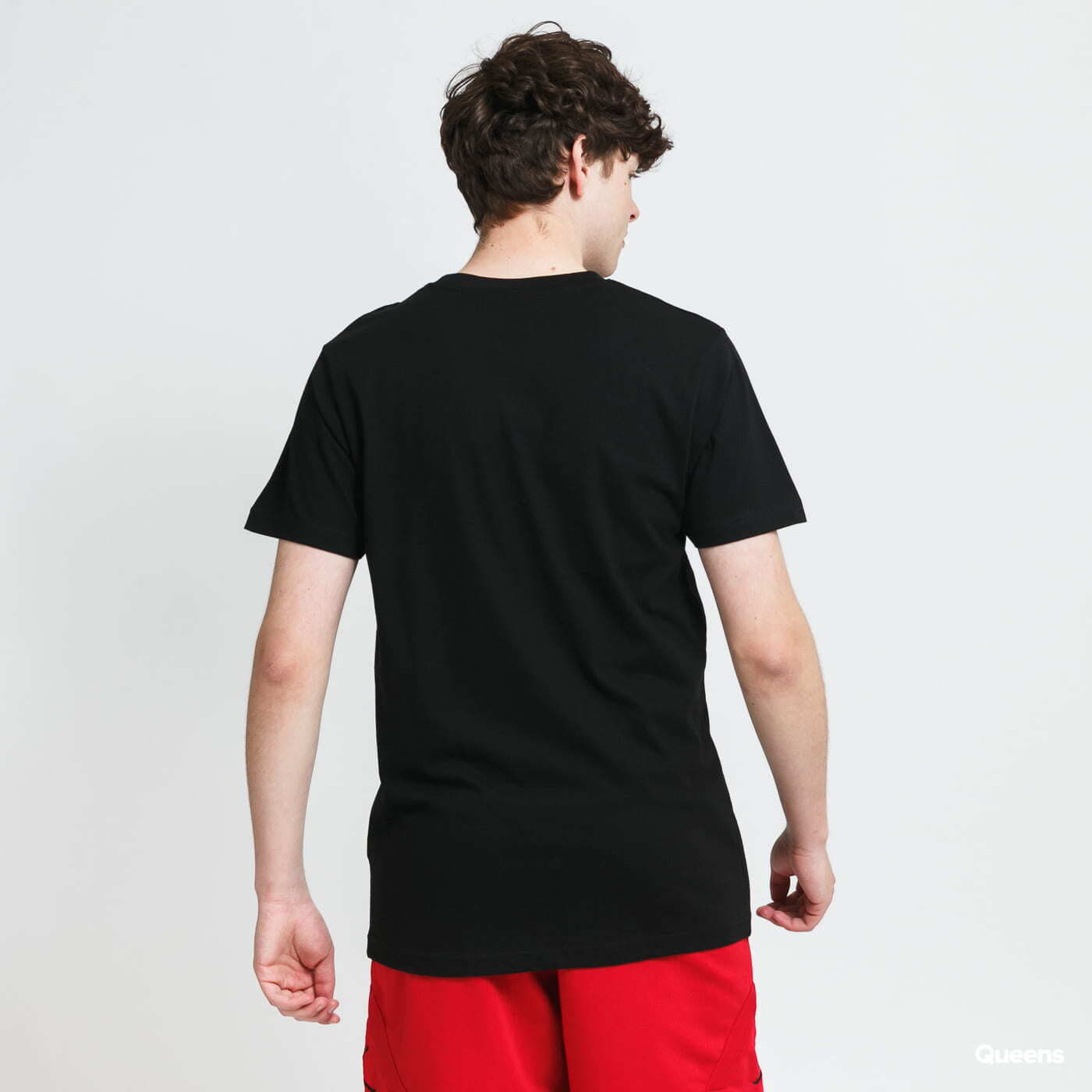 Trička Urban Classics Hunting Hoops Tee Black