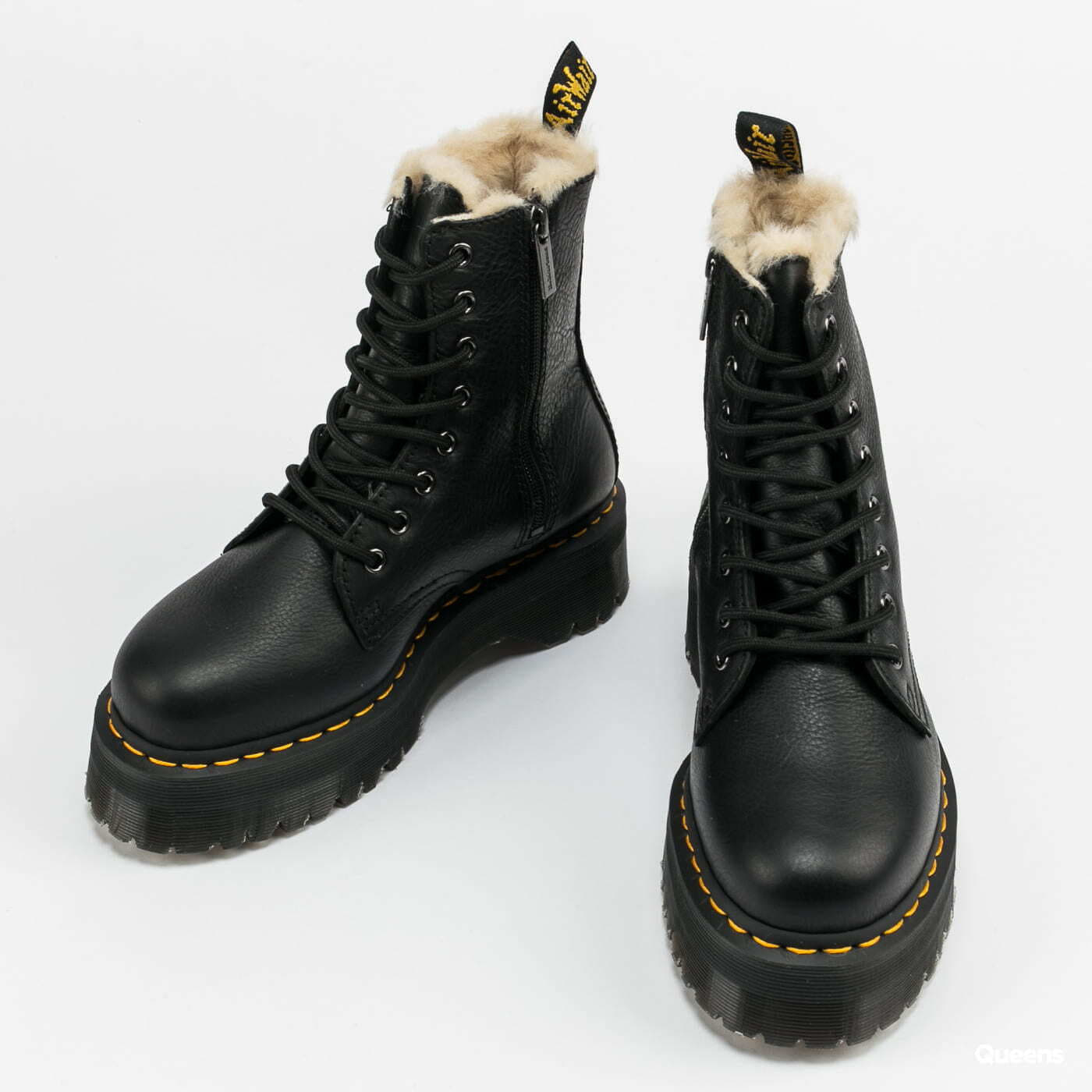 Men's sneakers and shoes Dr. Martens Jadon Fl 8 Eye Boot Black