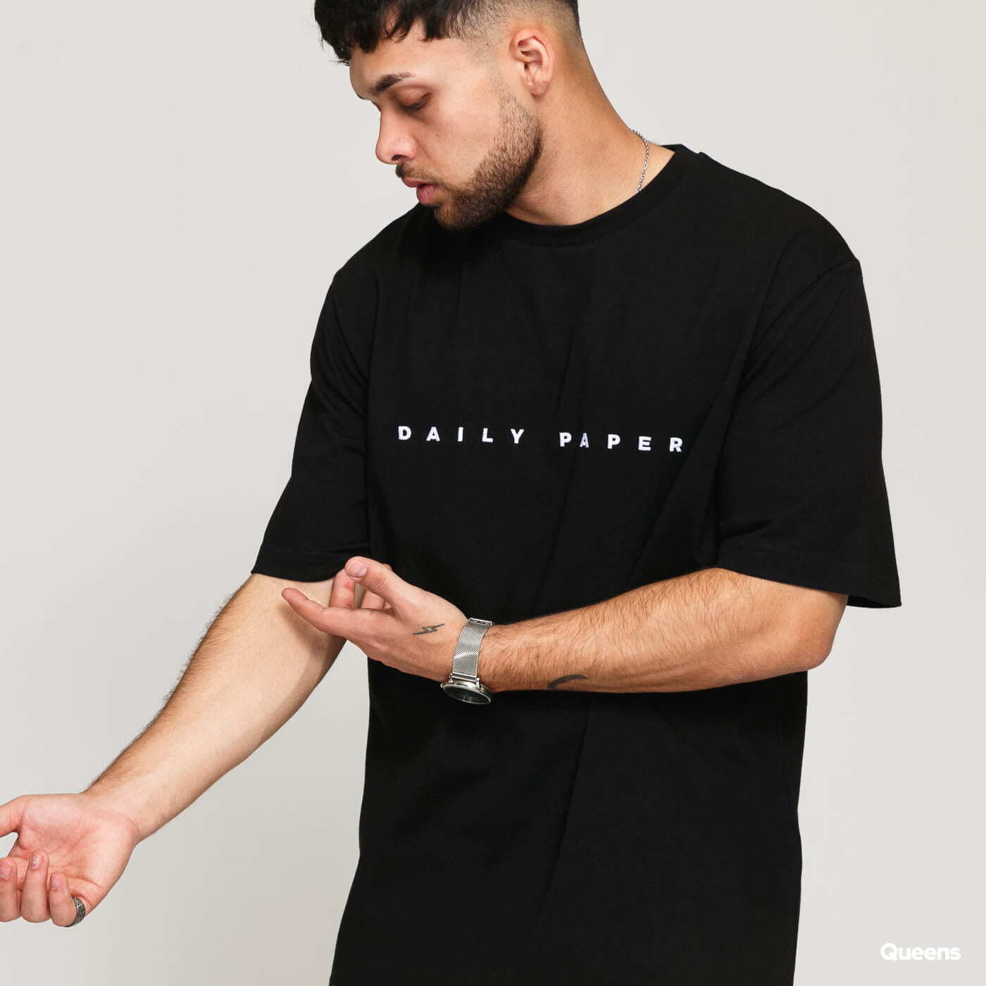 T shirts Daily Paper Alias Tee Black Queens