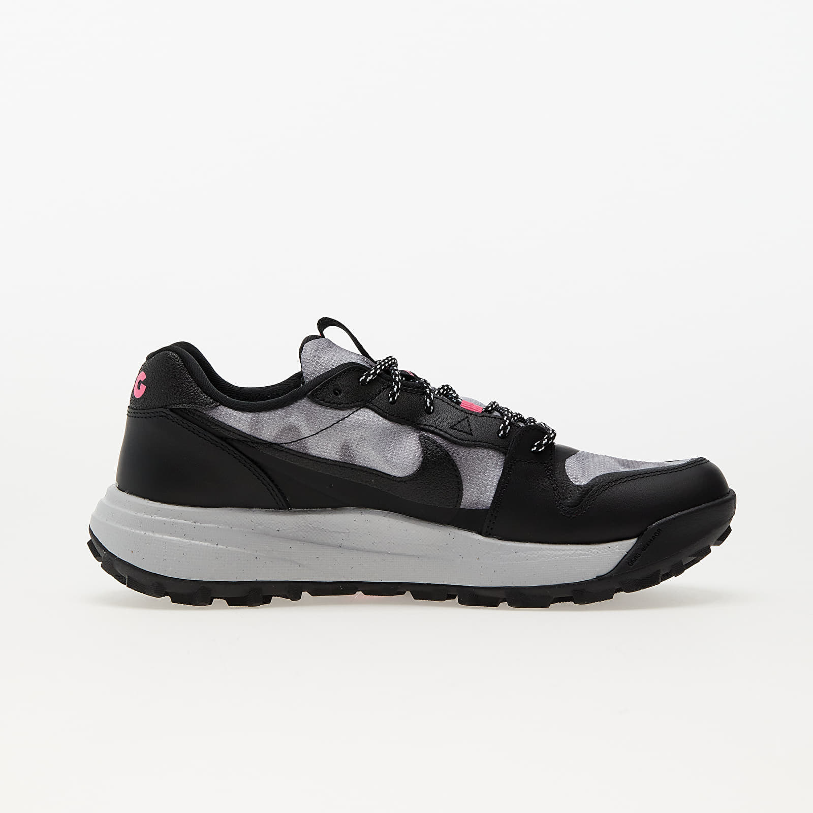 Adidași și pantofi pentru bărbați Nike ACG Lowcate SE Black/ Black-Hyper Pink-Wolf Grey