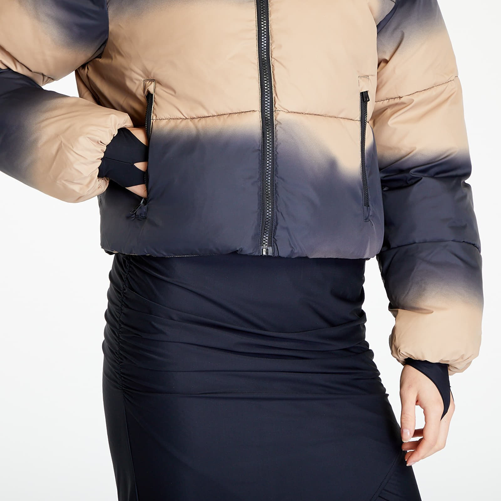 Jacken CALVIN KLEIN JEANS Gradient Puffer Jacket Gradient Aop Ck Black/ Camel