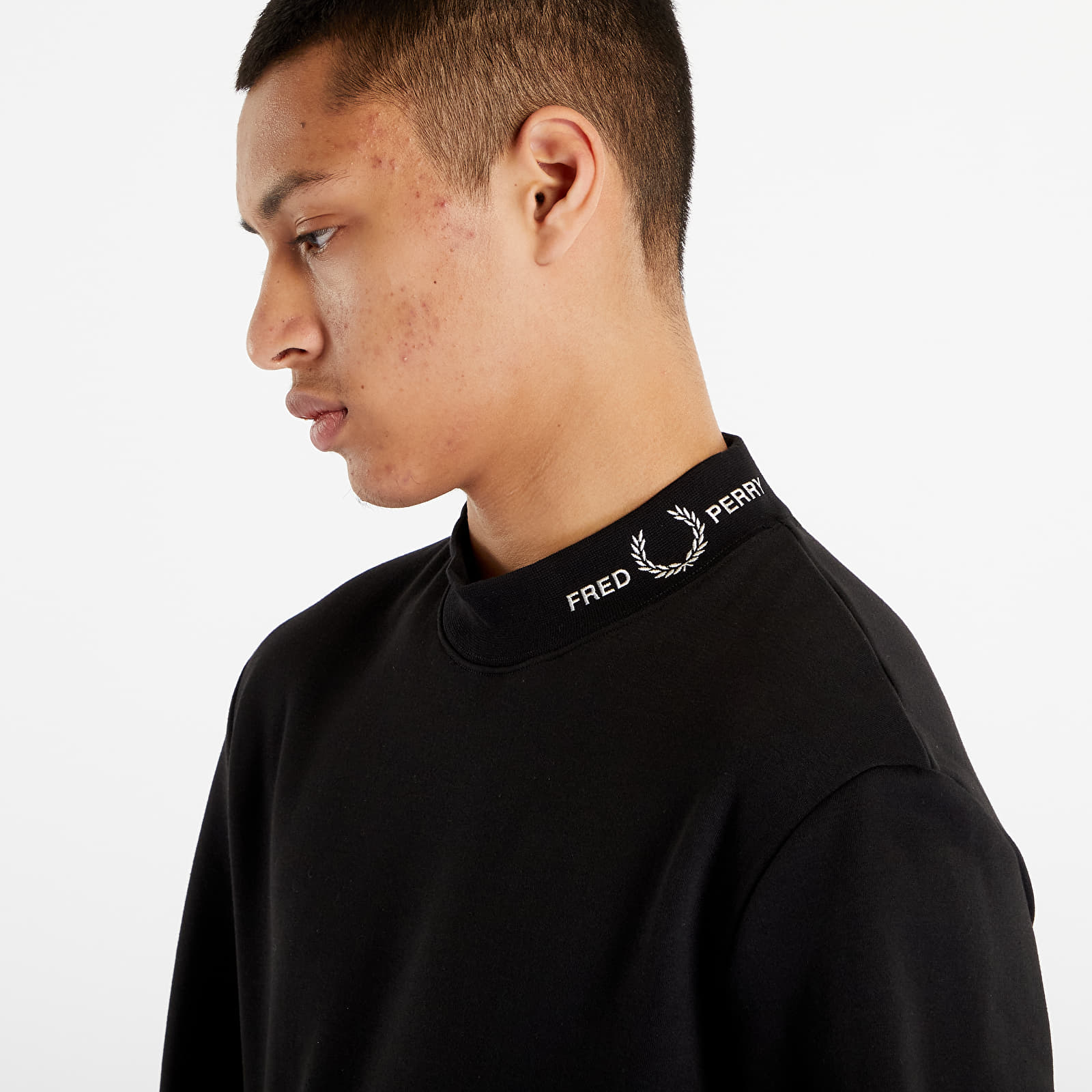 Sweatshirts FRED PERRY Branded Collar Sweatshirt Black