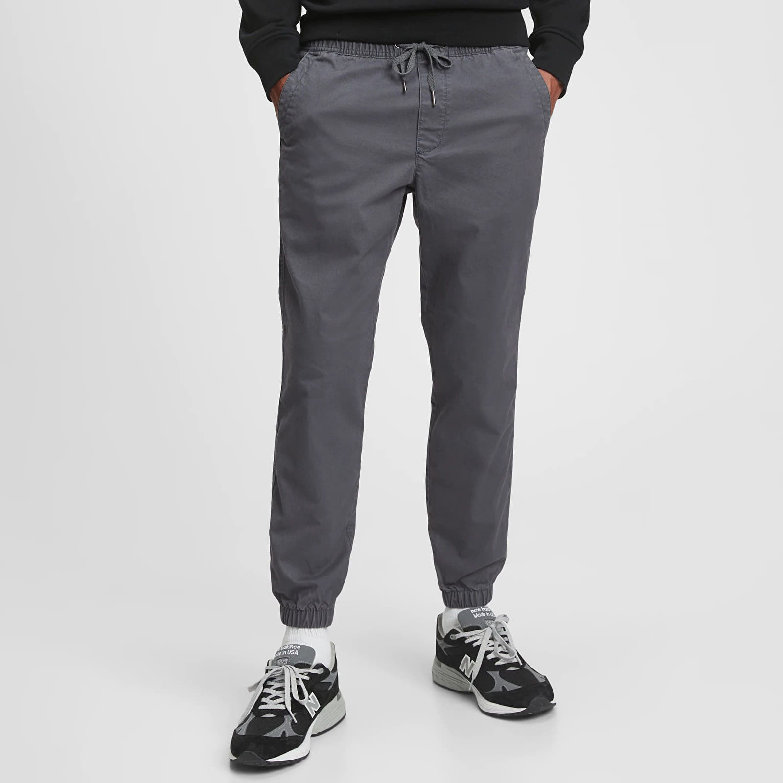 Jeans und Hosen GAP V-Essential Jogger Dark Pearl
