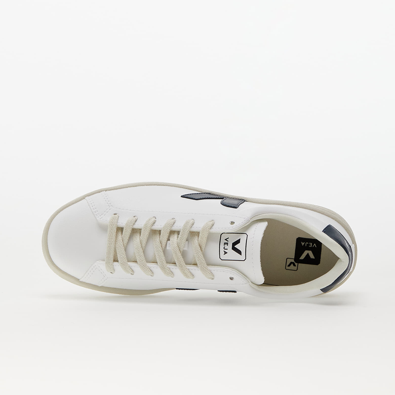 Men s sneakers and shoes Veja Urca CWL White Nautico Queens