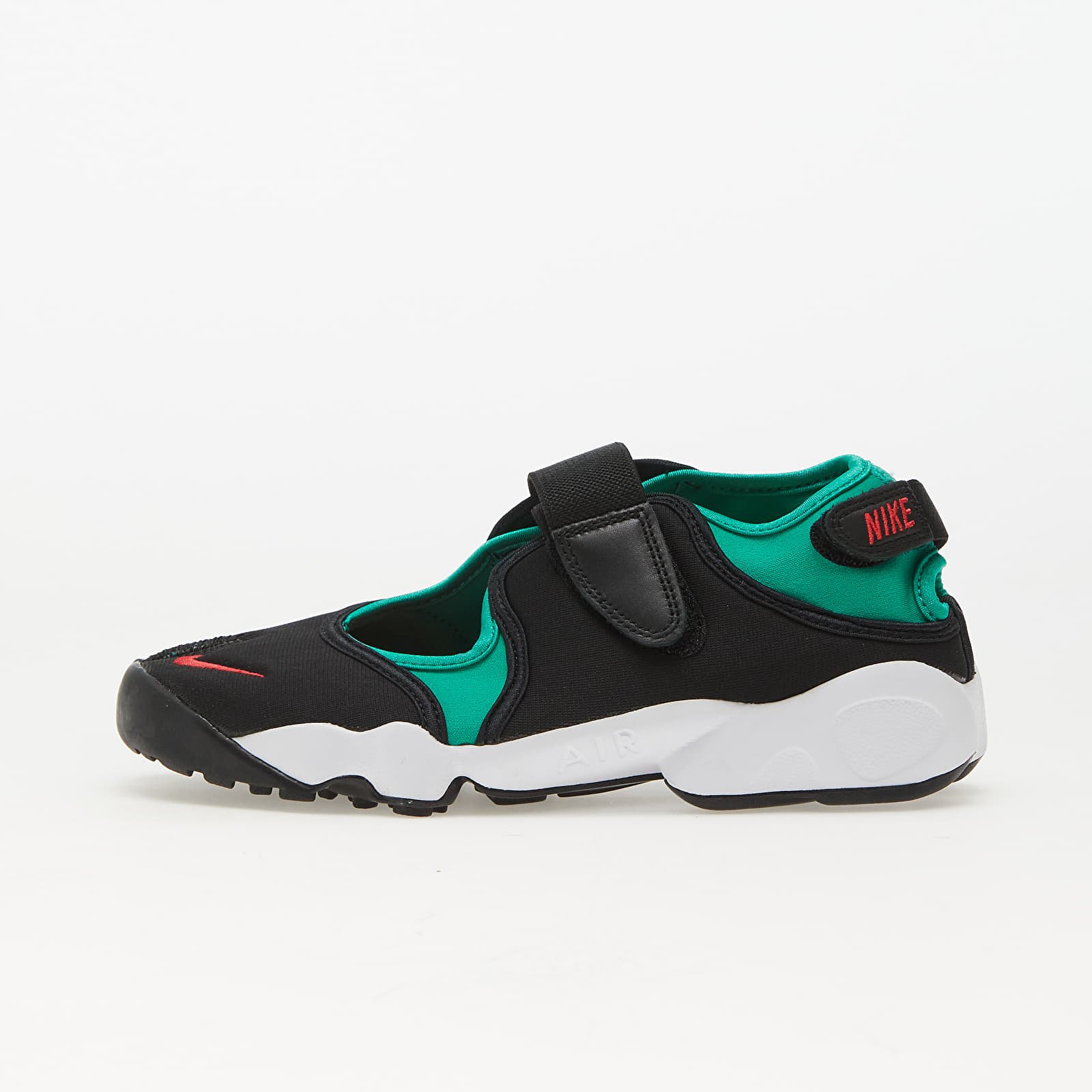 SievieŔu kedas un apavi Nike Wmns Air Rift Black/ University Red-Stadium Green-White