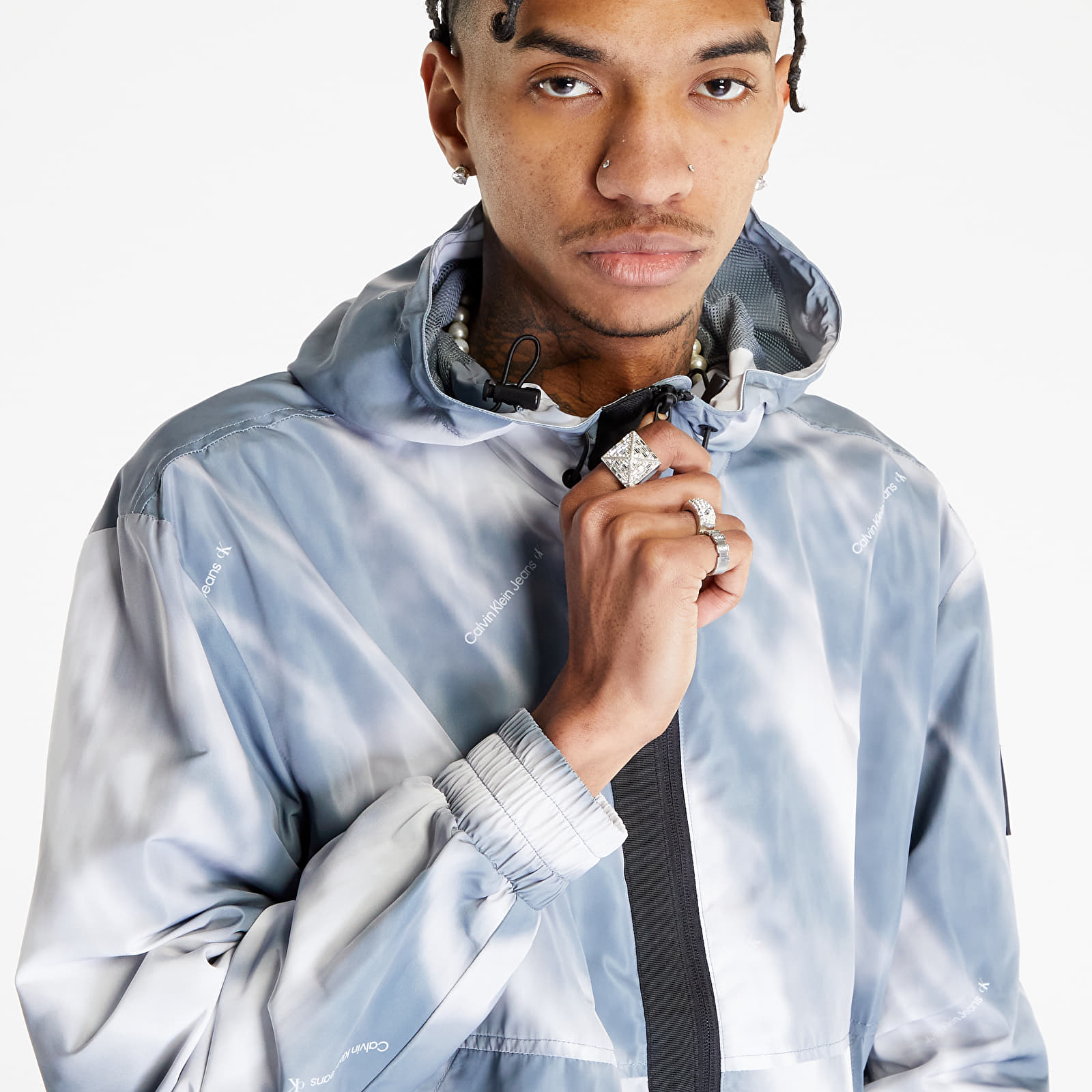 Windjacke CALVIN KLEIN JEANS Motion Blur Aop Windbreaker Grey