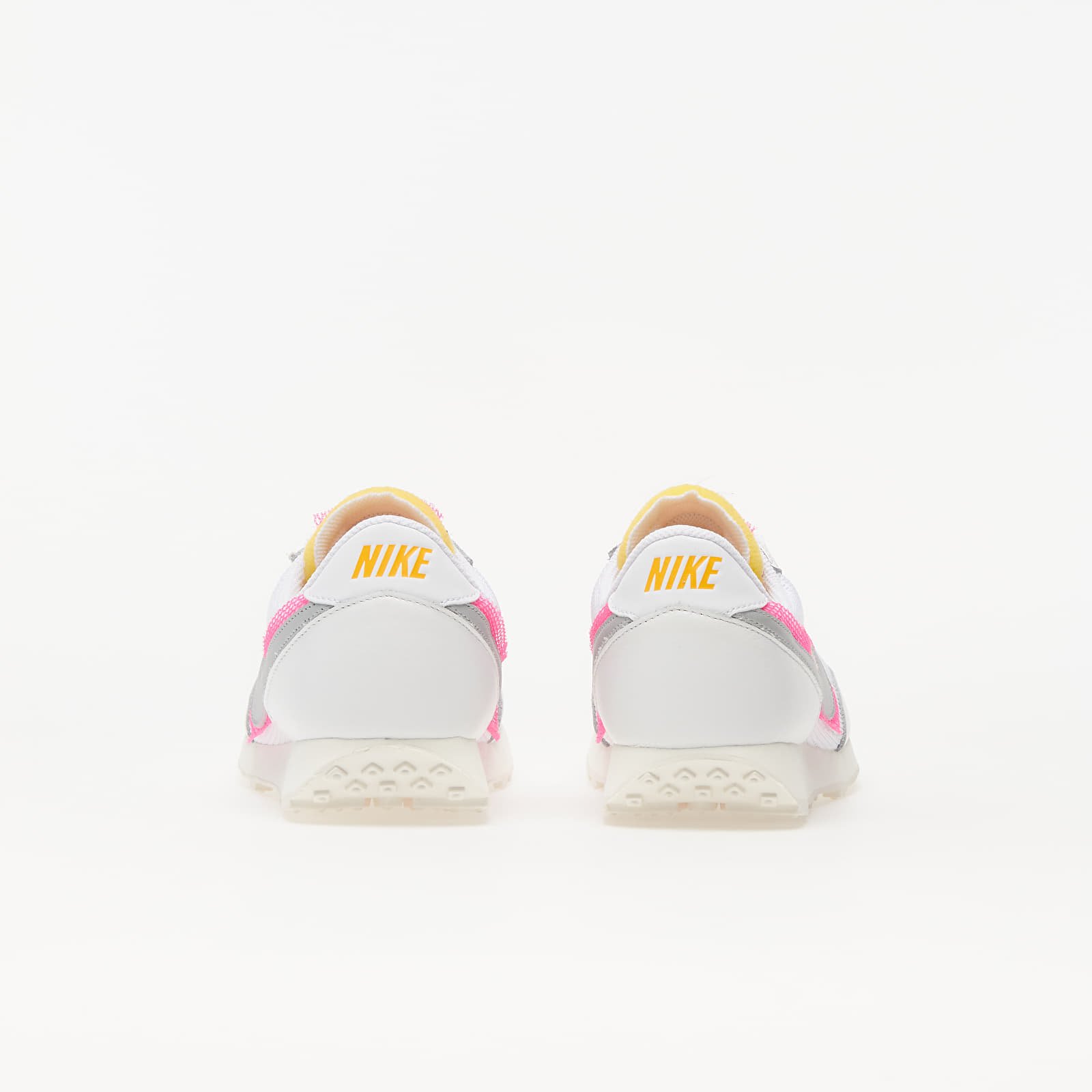 Zapatillas mujer Nike Daybreak White/ Metallic Silver-Hyper Pink