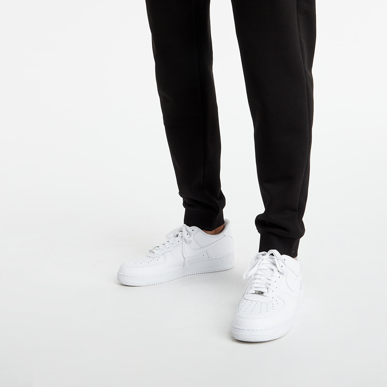 Jogginghosen Horsefeathers Finn Sweatpants Black