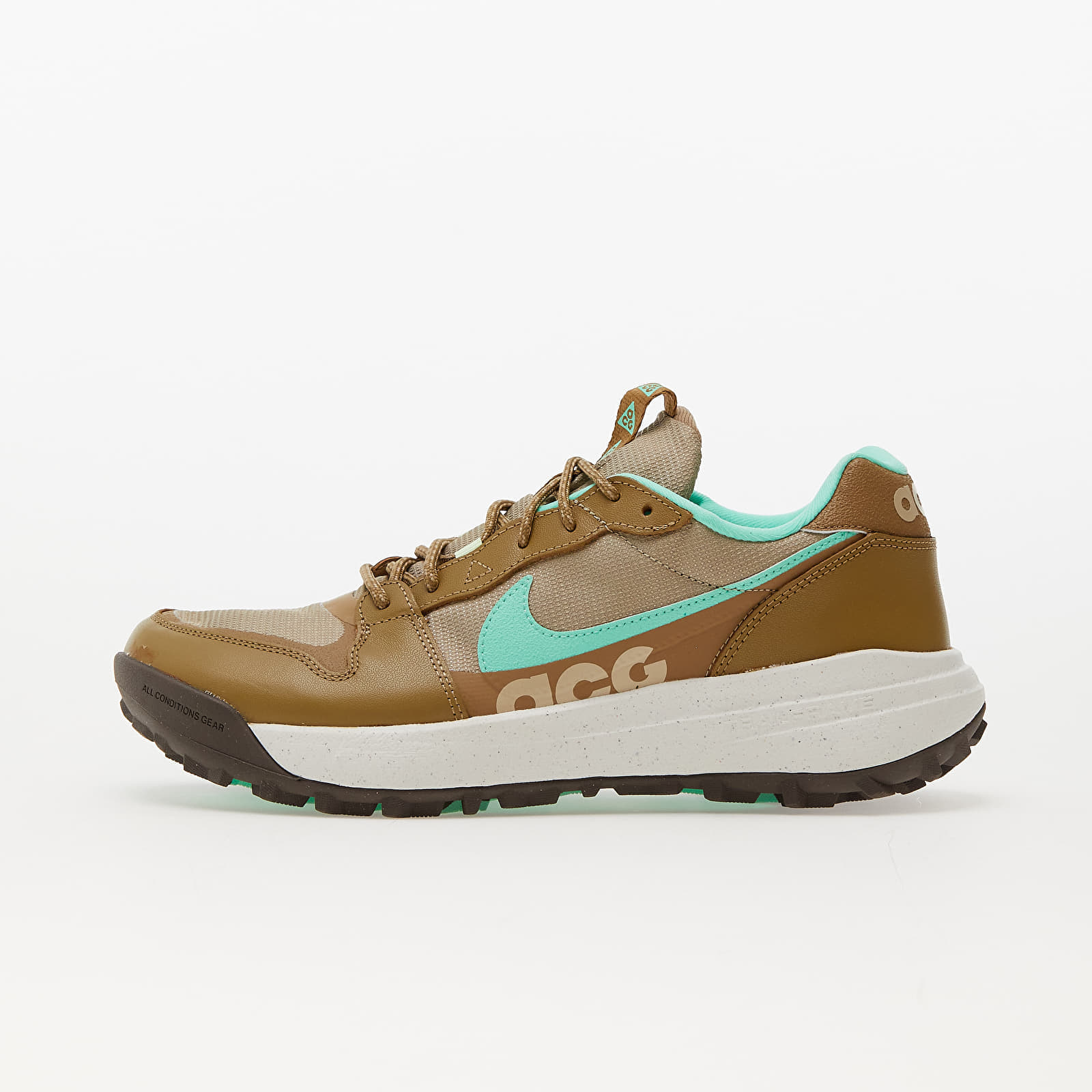 Adidași și pantofi pentru bărbați Nike ACG Lowcate Limestone/ Green Glow-Dk Driftwood-Sail