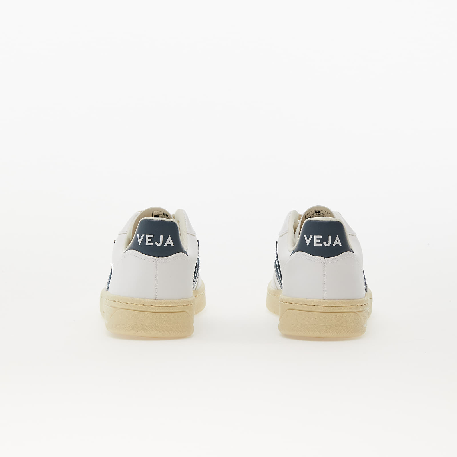 Turnschuhe und Schuhe für Männer Veja V-10 CWL White/ California