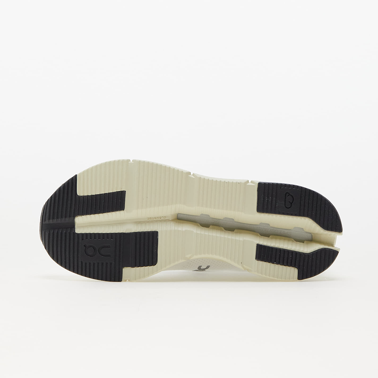 Men's sneakers and shoes On M Cloudnova Undyed-White/ Seedling