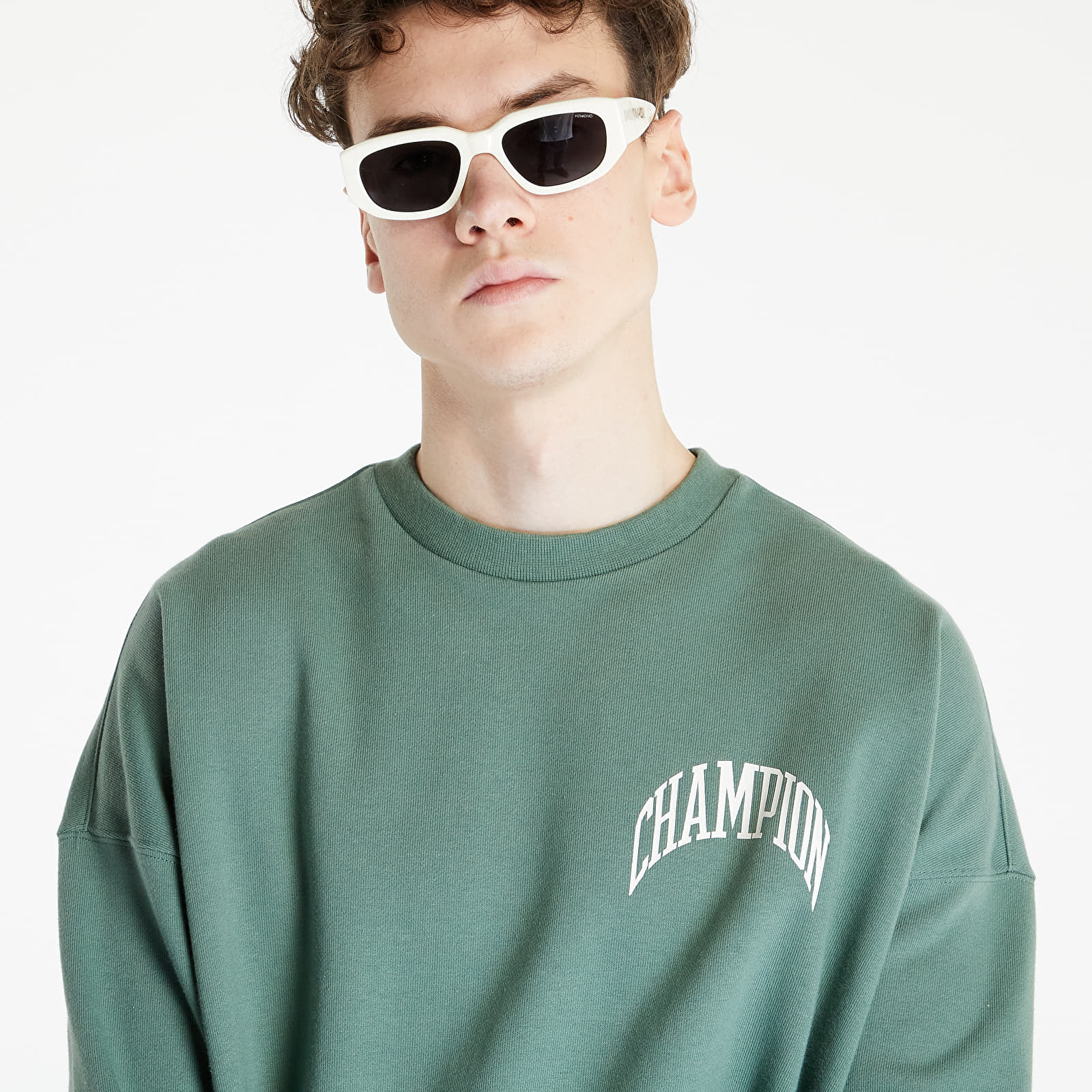 Champion sweater discount usa queen