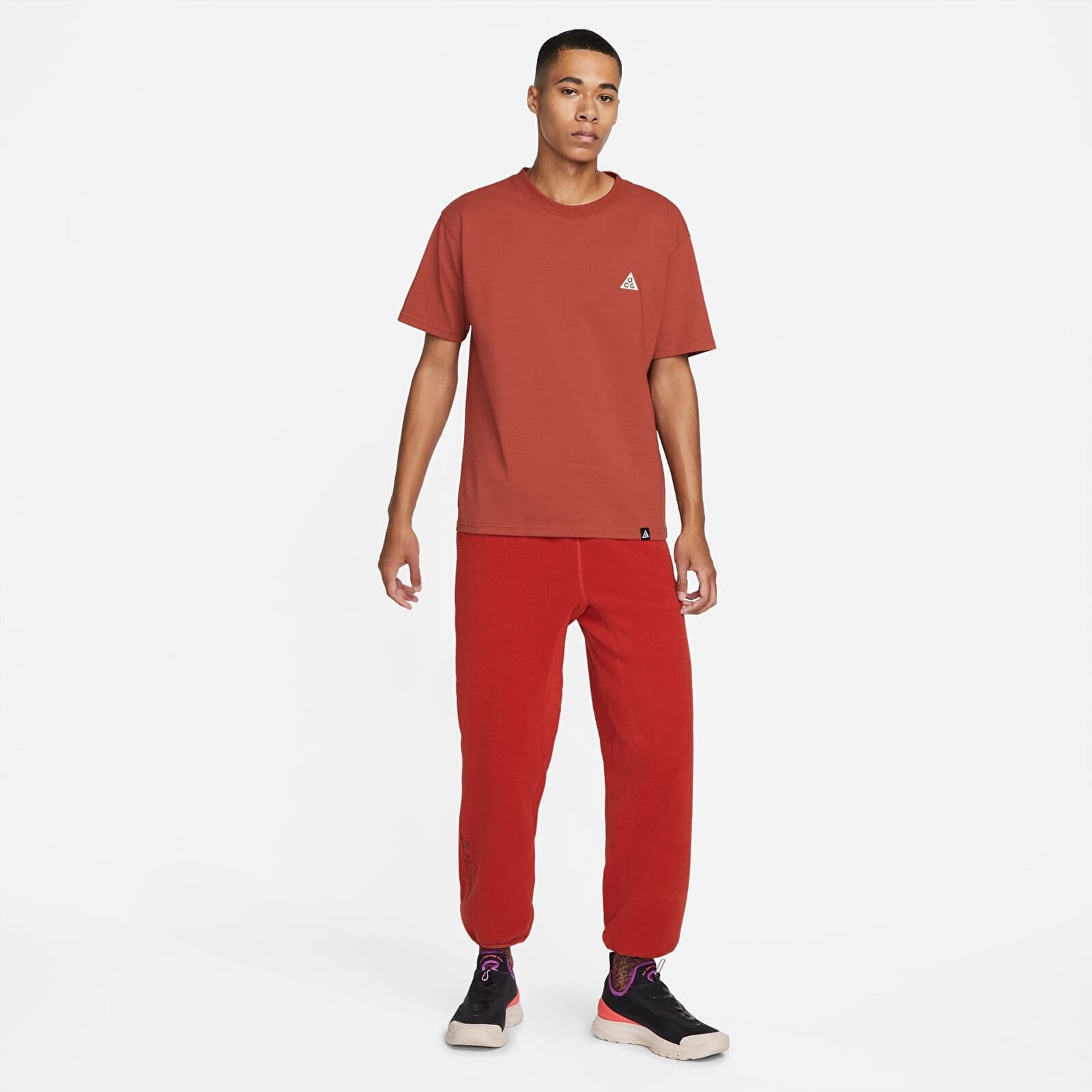 Tepláky Nike ACG Tf Wolf Tree Pant Cinnabar/ Off Noir/ Thunder Blue