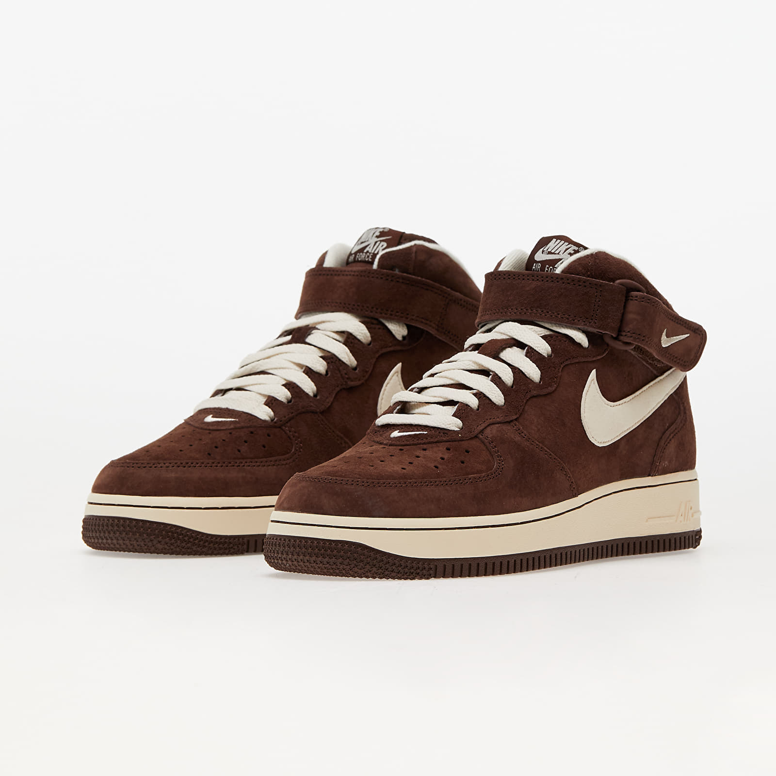 Nike air force mid 1 7 top