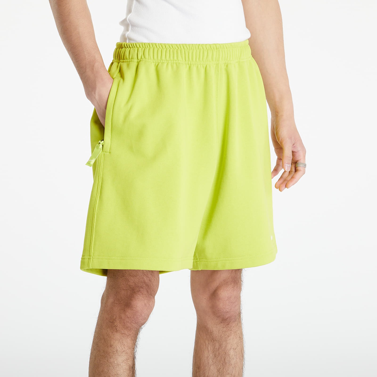 Šorti Nike Solo Swoosh Men's French Terry Shorts Bright Cactus/ White