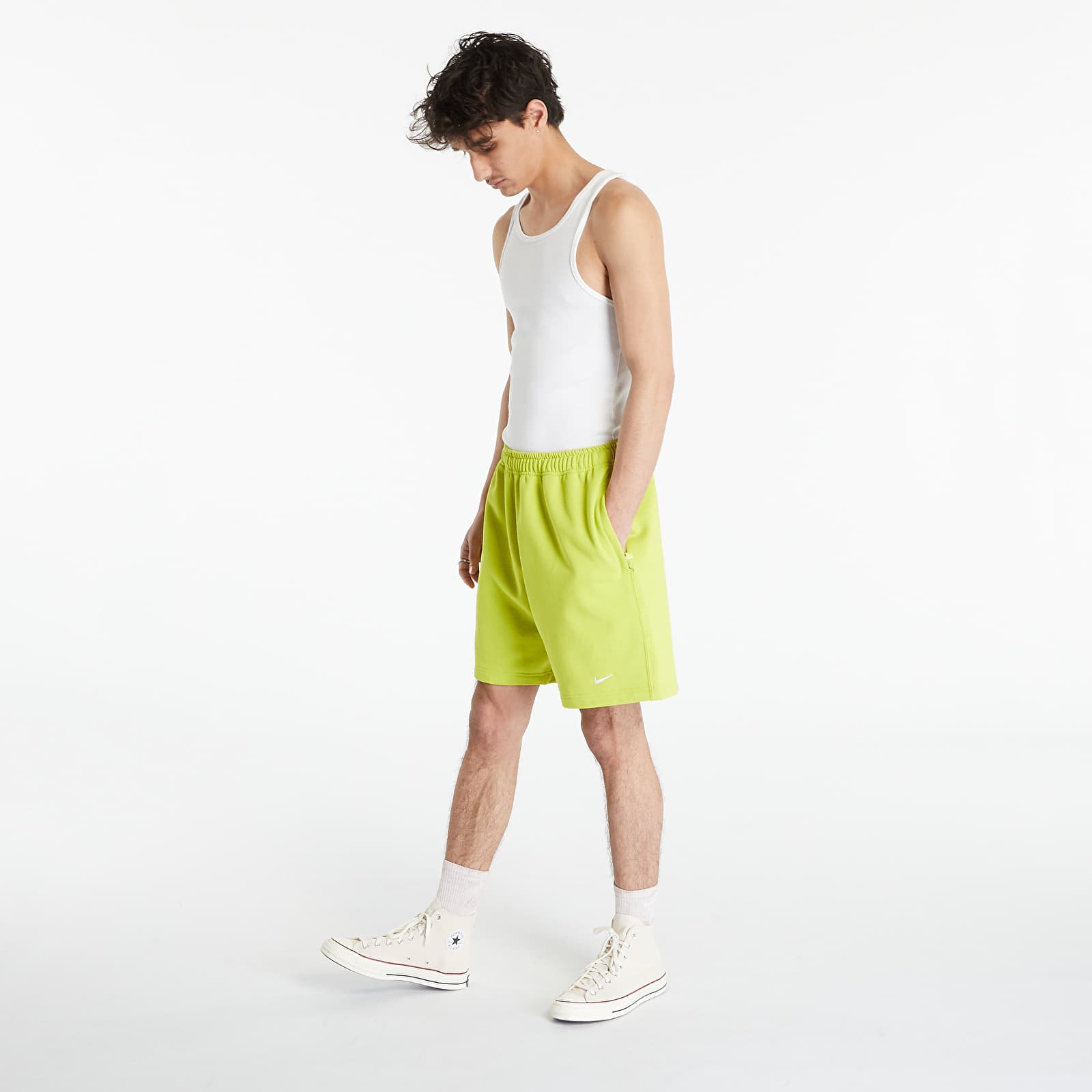 Šorti Nike Solo Swoosh Men's French Terry Shorts Bright Cactus/ White