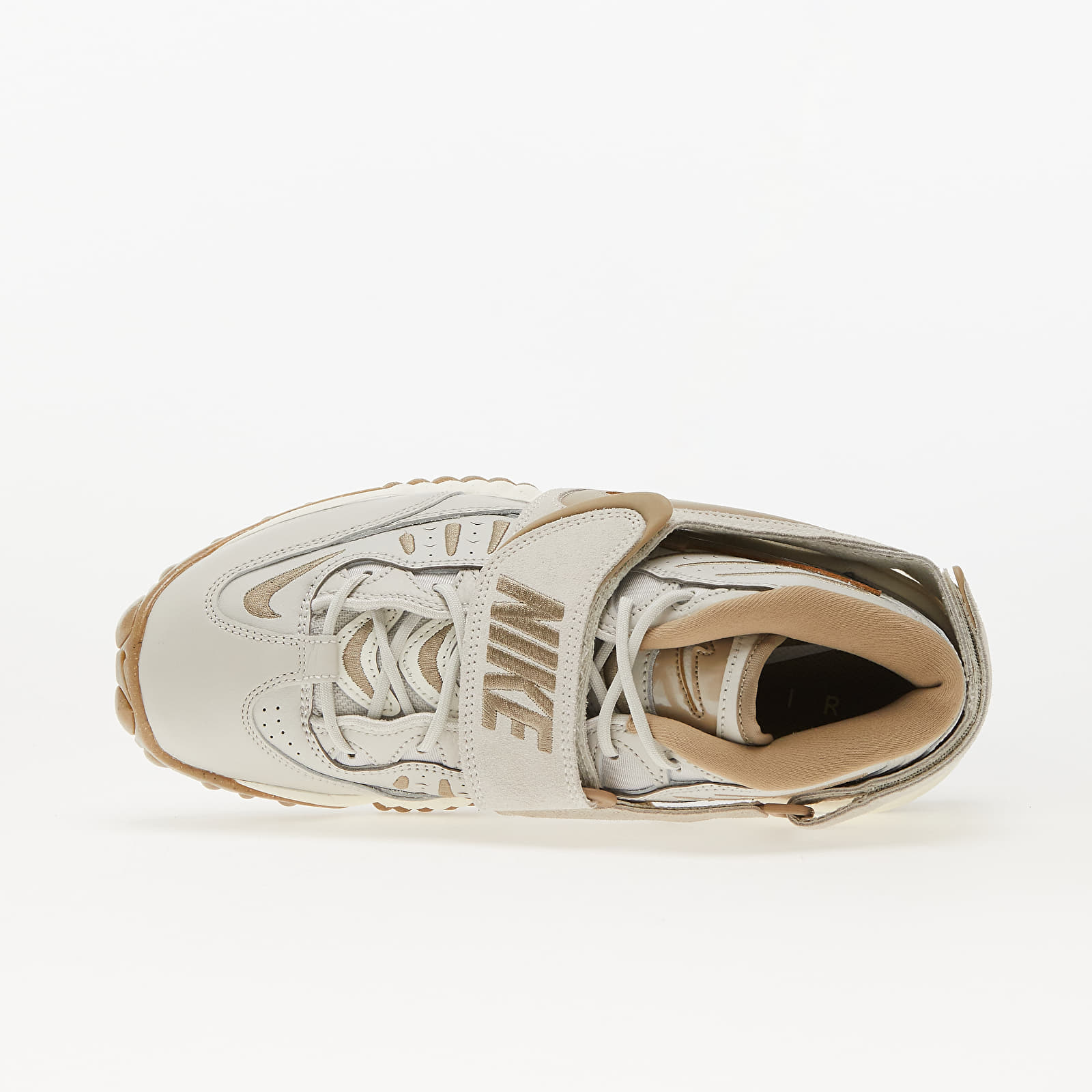 Sneakers och skor för kvinnor Nike W Air Adjust Force 2023 Khaki/ Sail-Light Bone-Gum Med Brown