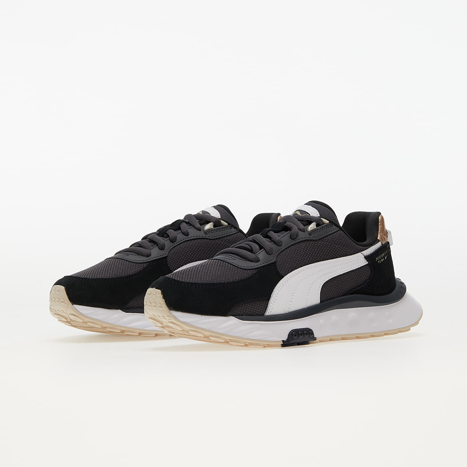 Zapatillas y zapatos de mujer Puma Wild Rider Soft Metal Wn s Ebony/ Puma Black