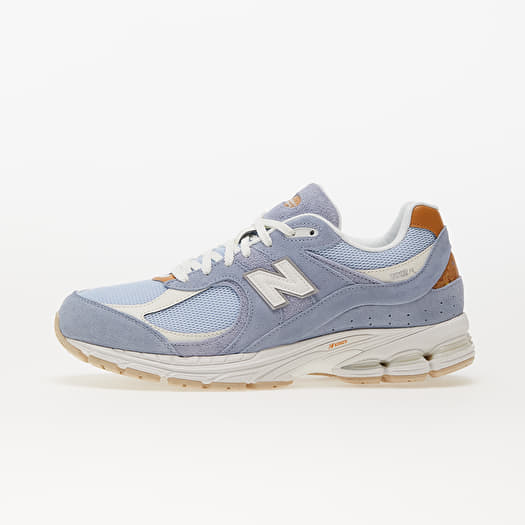 Baskets et chaussures pour hommes New Balance 2002R Angora Queens