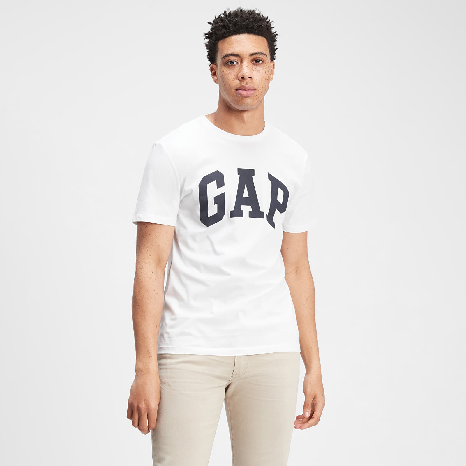 Tricou GAP V-Basic Logo Tee White V2 Global