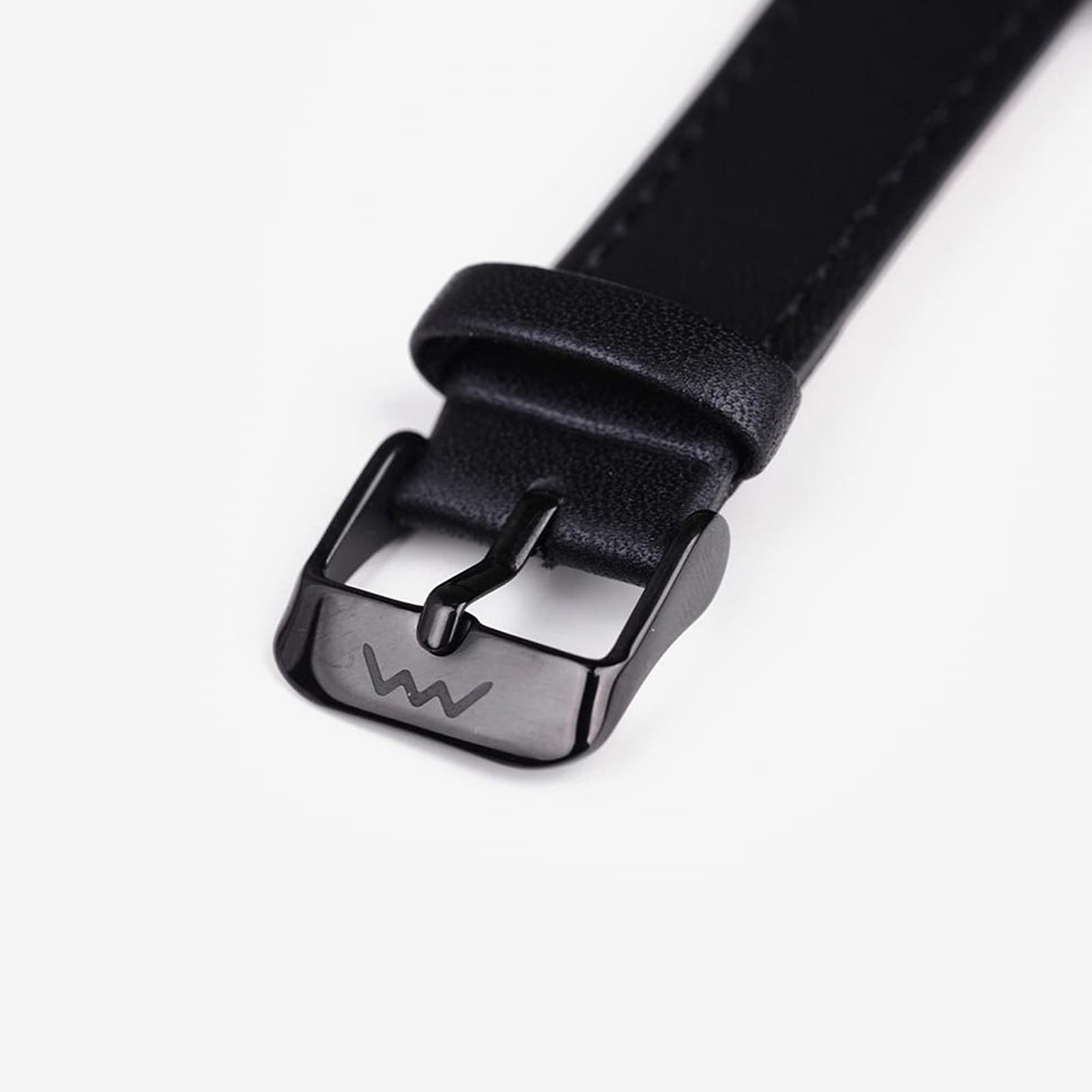 Ure Vuch Dakota Black