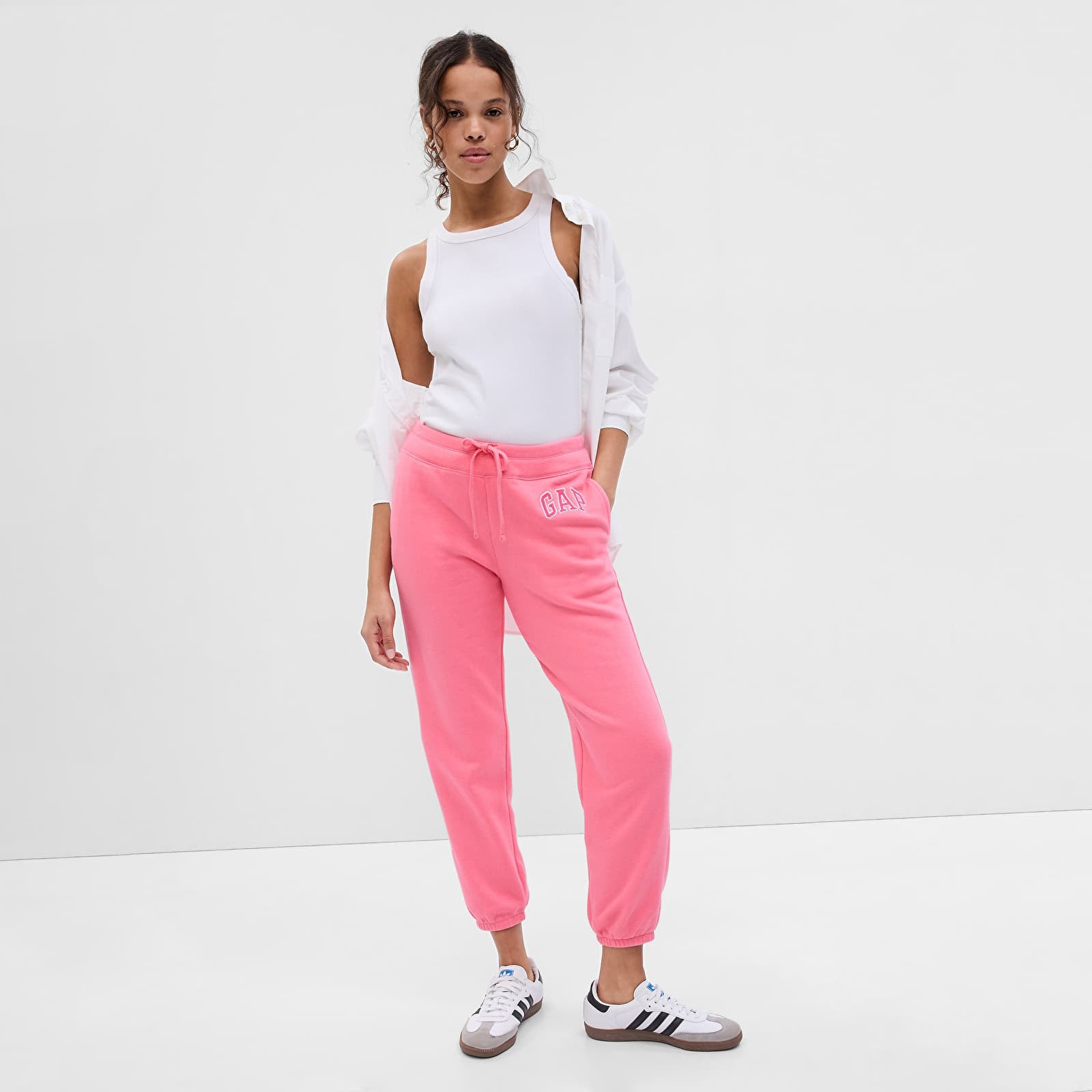 GAP VGap Heritage Jogger