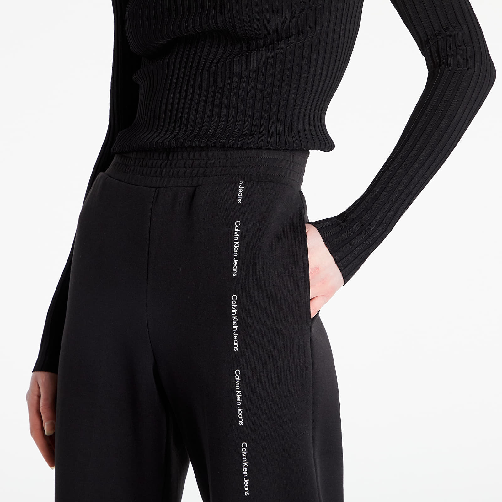 Calvin klein jeans sweatpants top