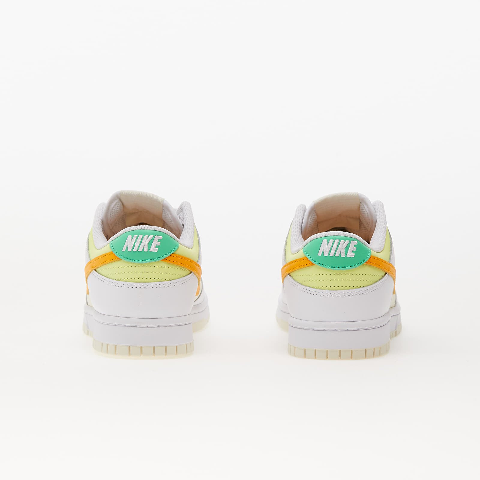 Încălțăminte și sneakerși pentru femei Nike W Dunk Low White/ Sundial-Lt Lemon Twist