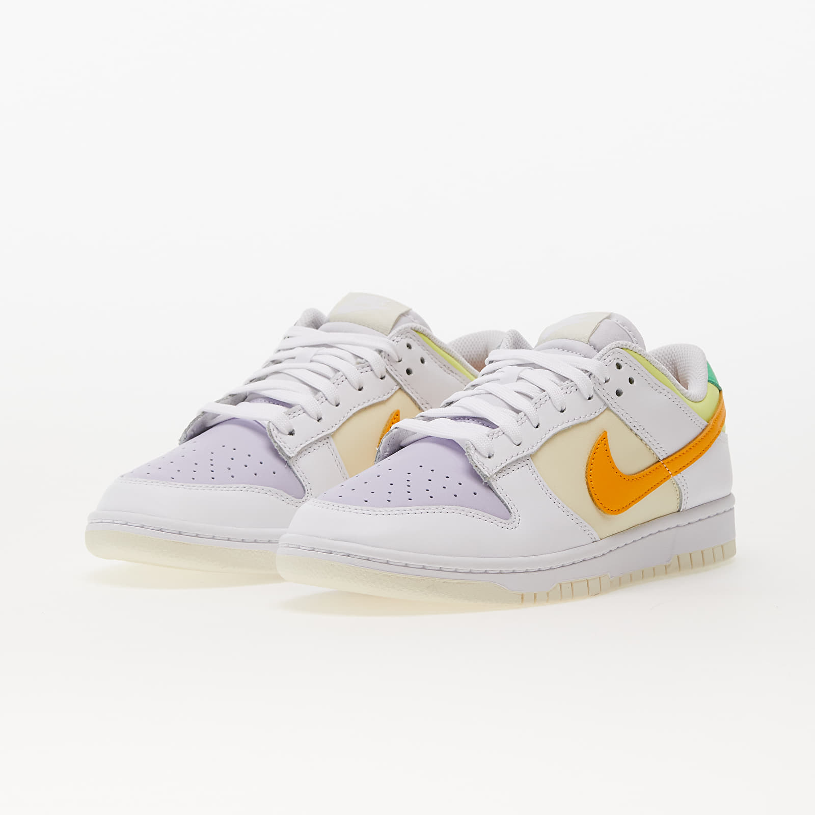 Încălțăminte și sneakerși pentru femei Nike W Dunk Low White/ Sundial-Lt Lemon Twist