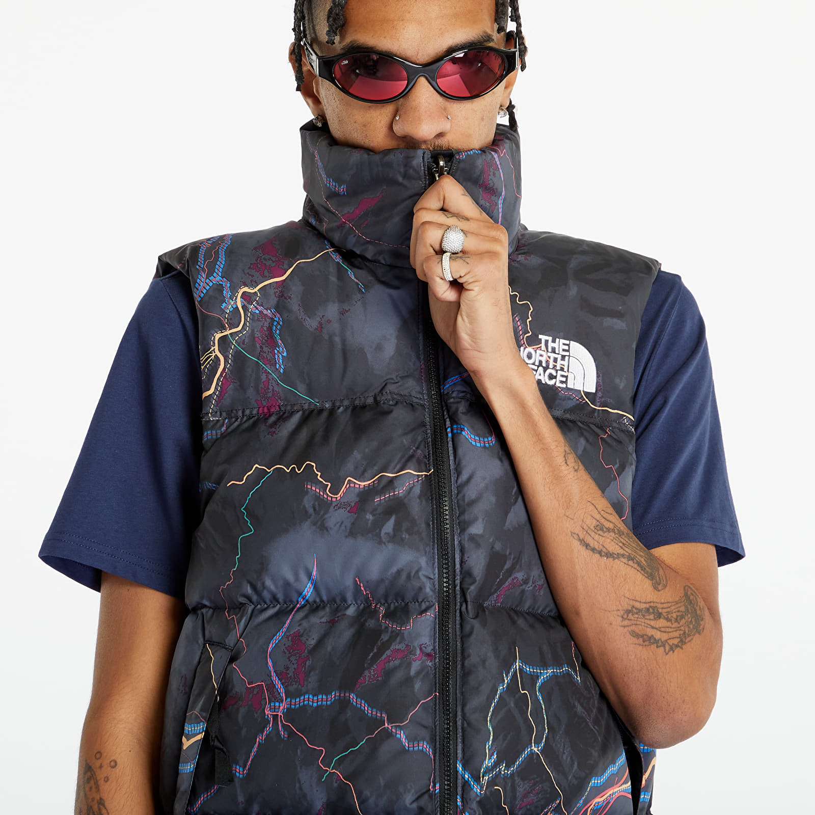 Vests The North Face 1996 Retro Nuptse Vest TNF Black Trail Glowprint Queens