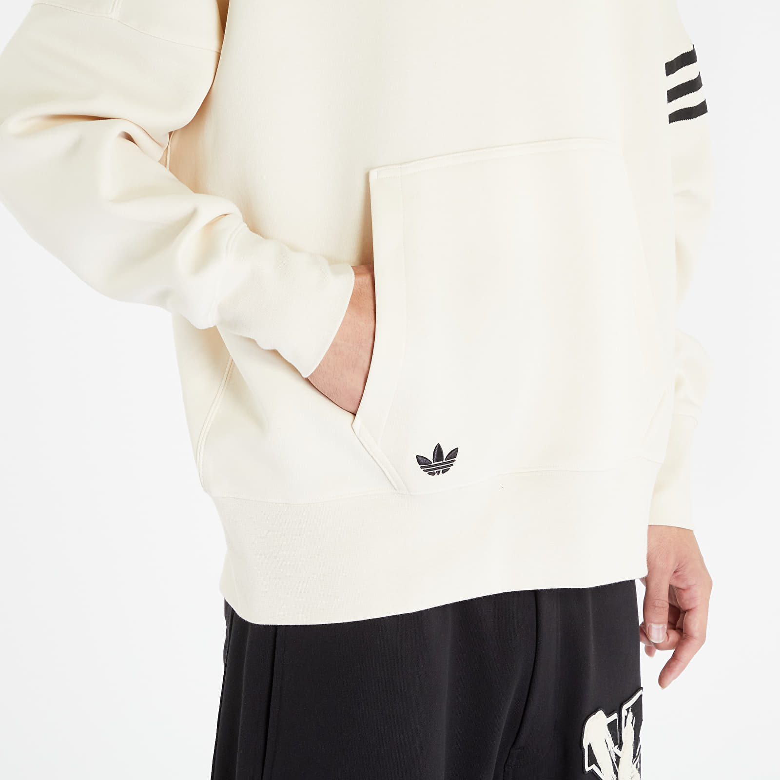 Hoodies and sweatshirts adidas Originals Adicolor Neuclassics Hoodie Wonder  White | Queens
