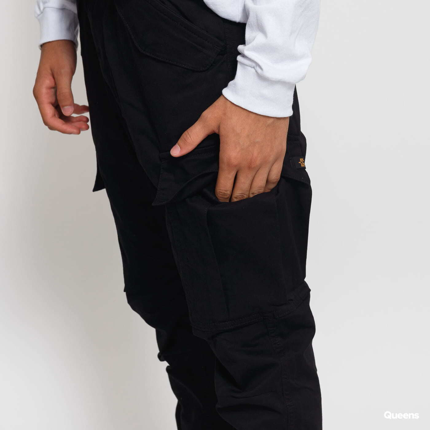 Jeans and trousers Alpha Industries Airman Pant Black