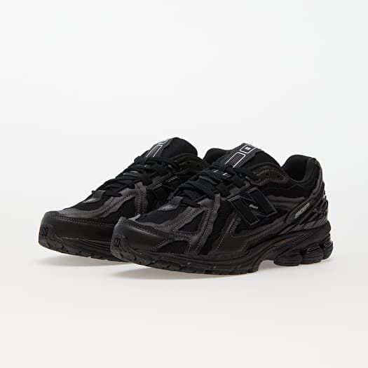 New balance 573 black store