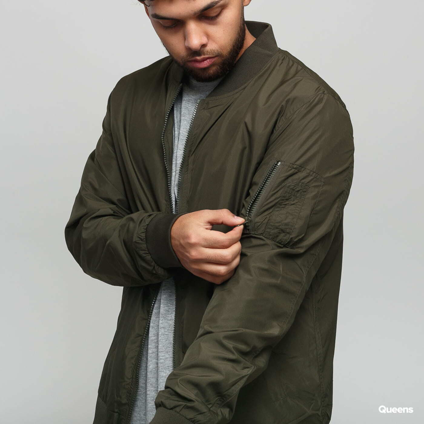 Urban classics light outlet bomber jacket