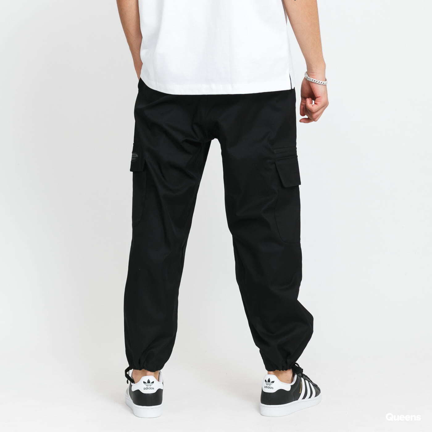 Adidas chino joggers colombia online