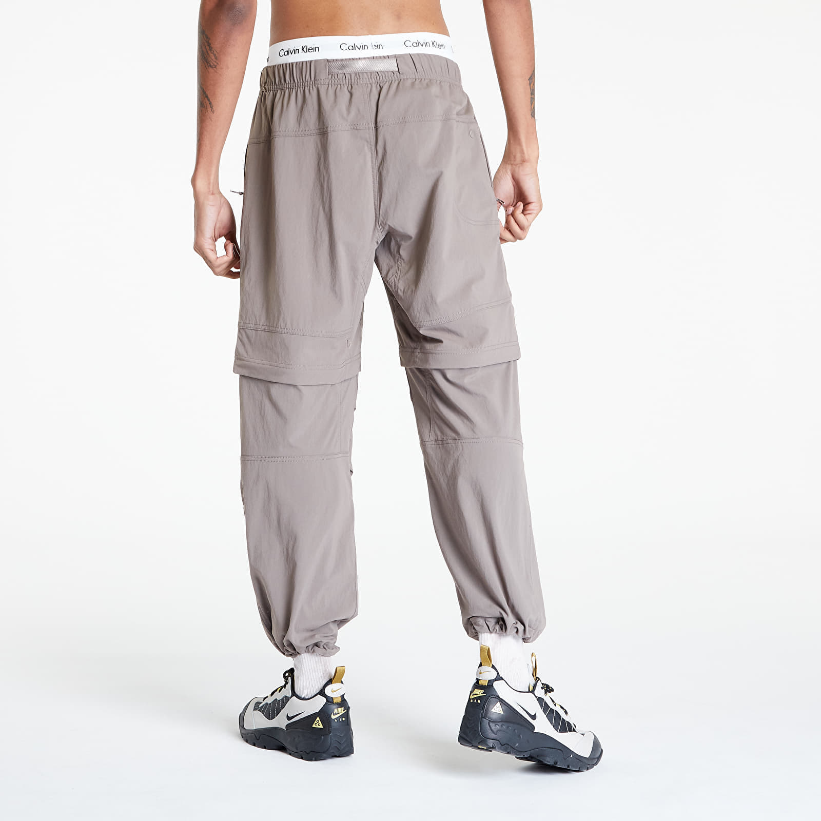 Cargo pants Nike ACG Smith Summit Cargo Pants Olive Grey/ Summit White