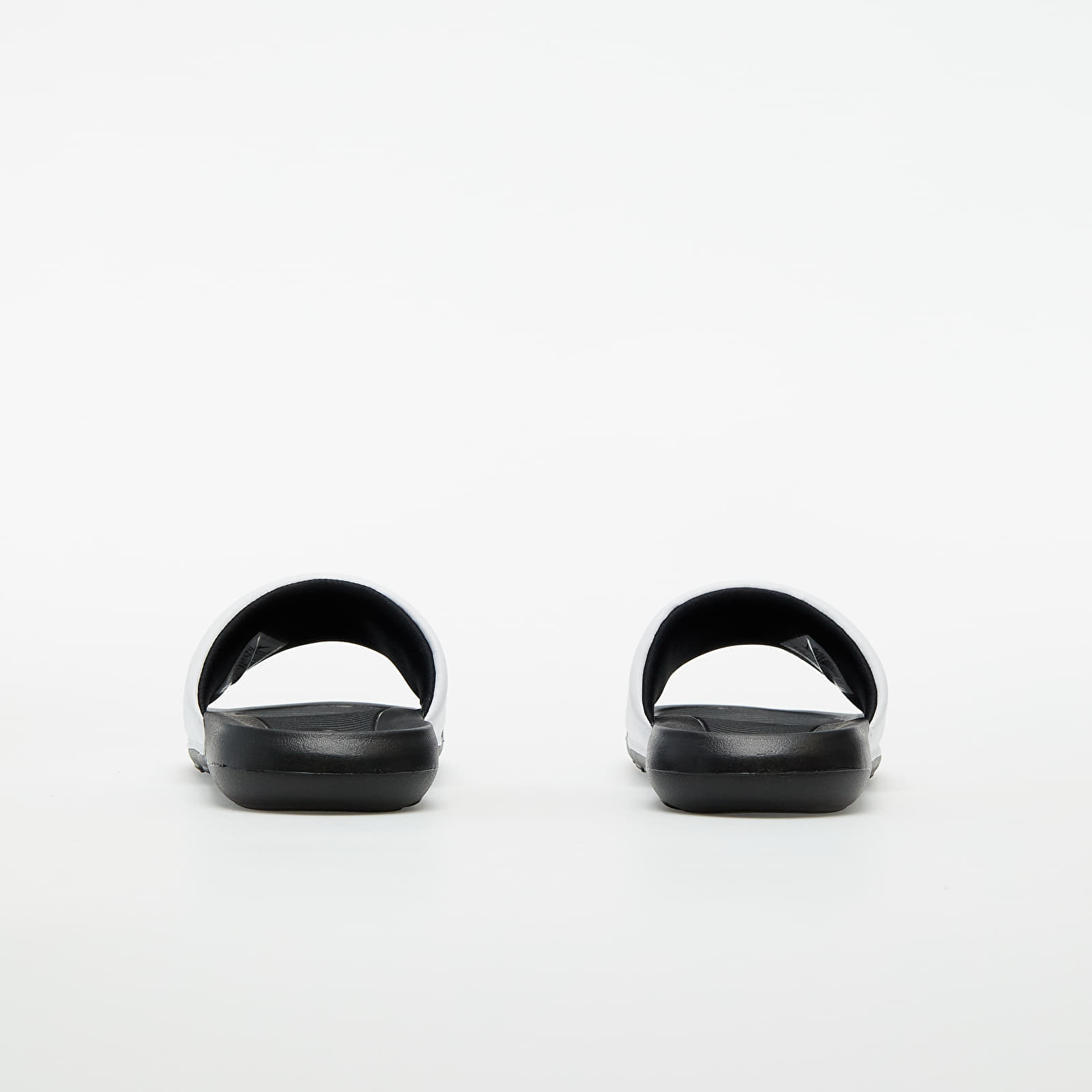 Pánské tenisky a boty Nike Victori One Slide black / black - white