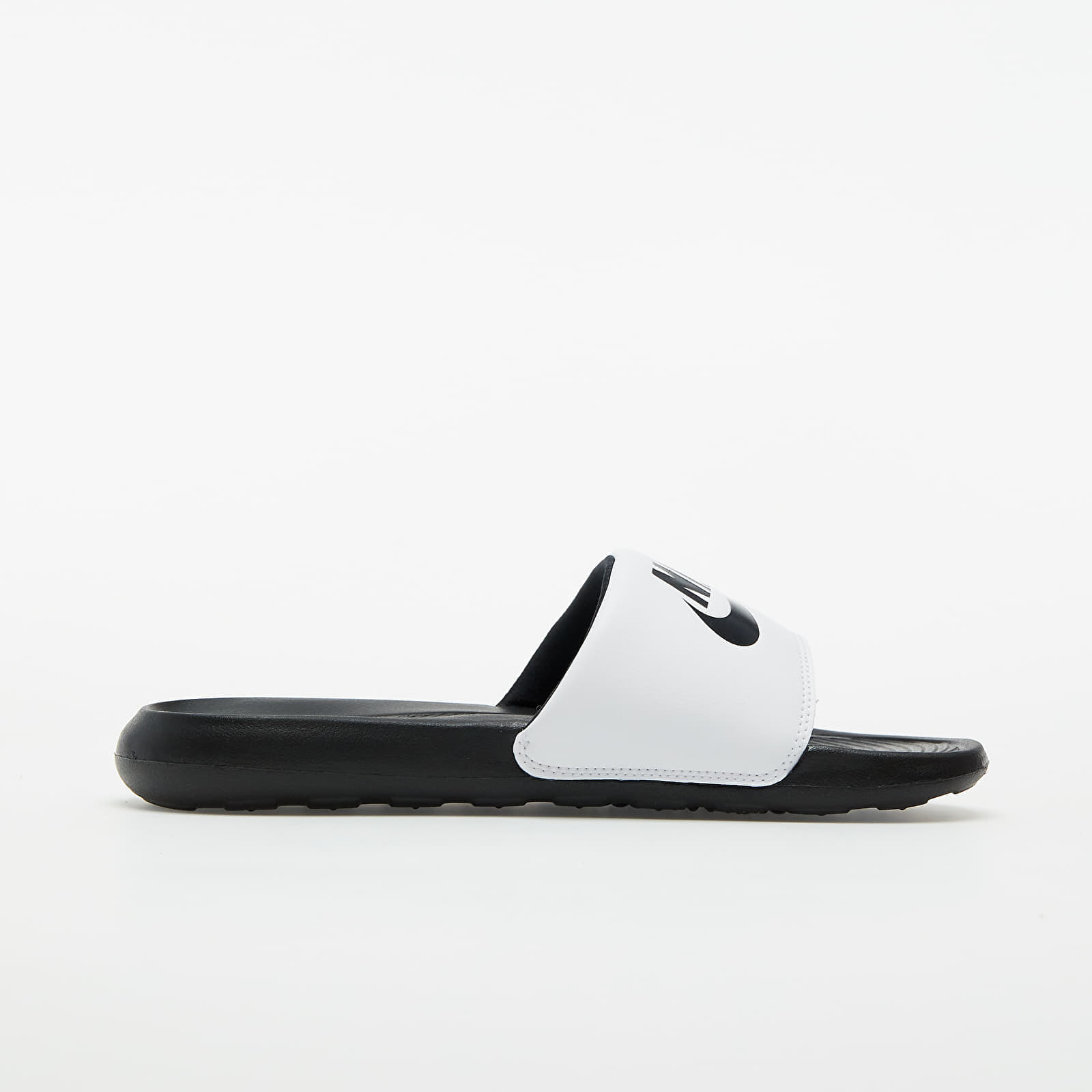 Pánské tenisky a boty Nike Victori One Slide black / black - white