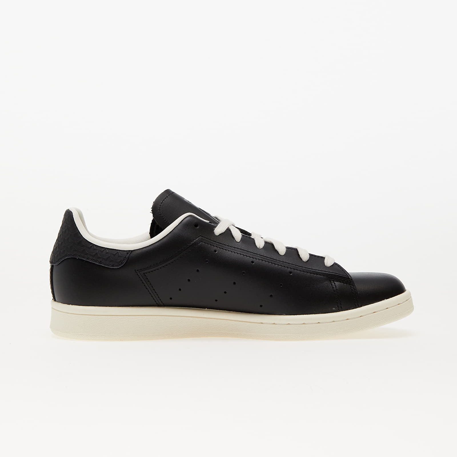 Men s sneakers and shoes adidas Stan Smith Core Black Off White Off White Queens