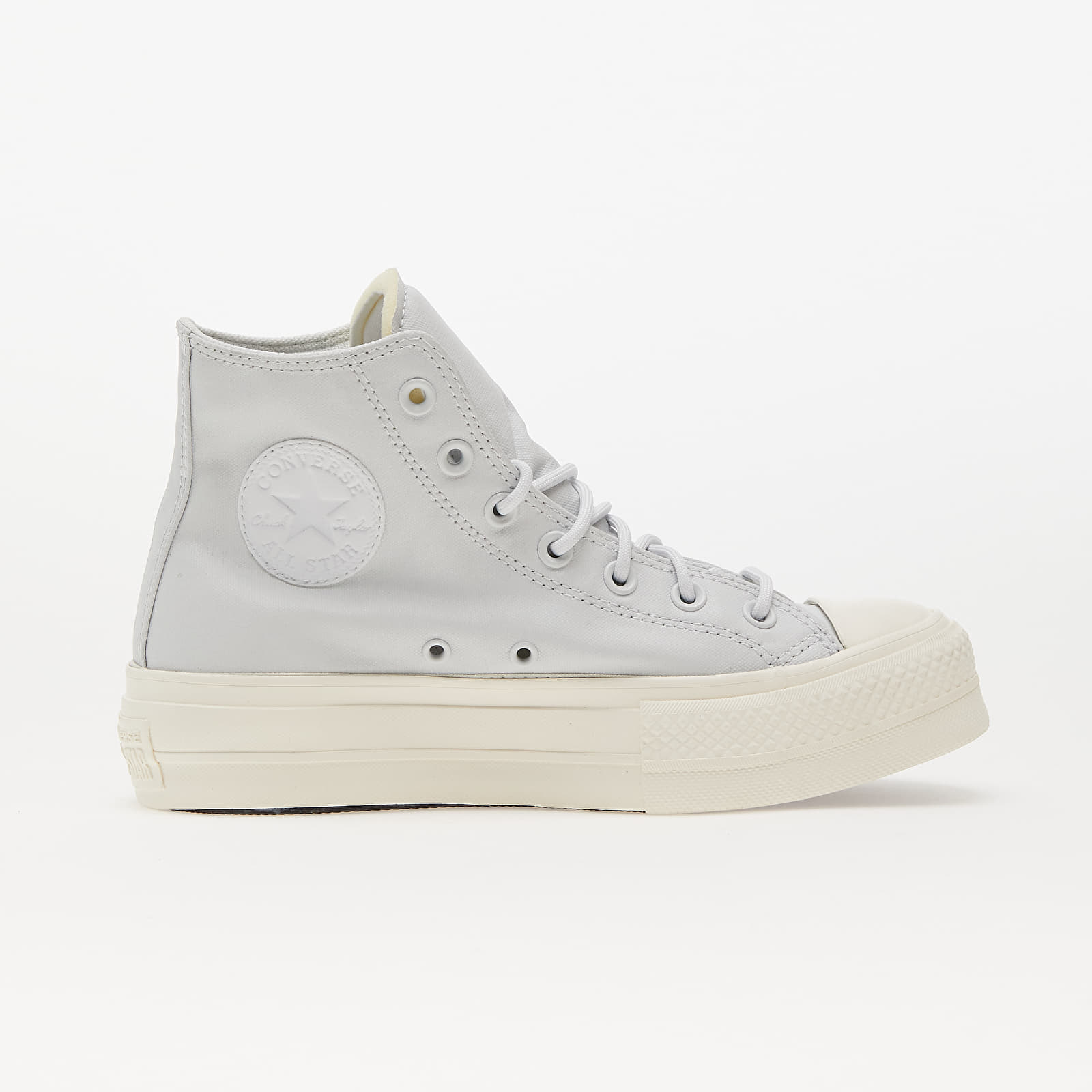 Converse lift queens online