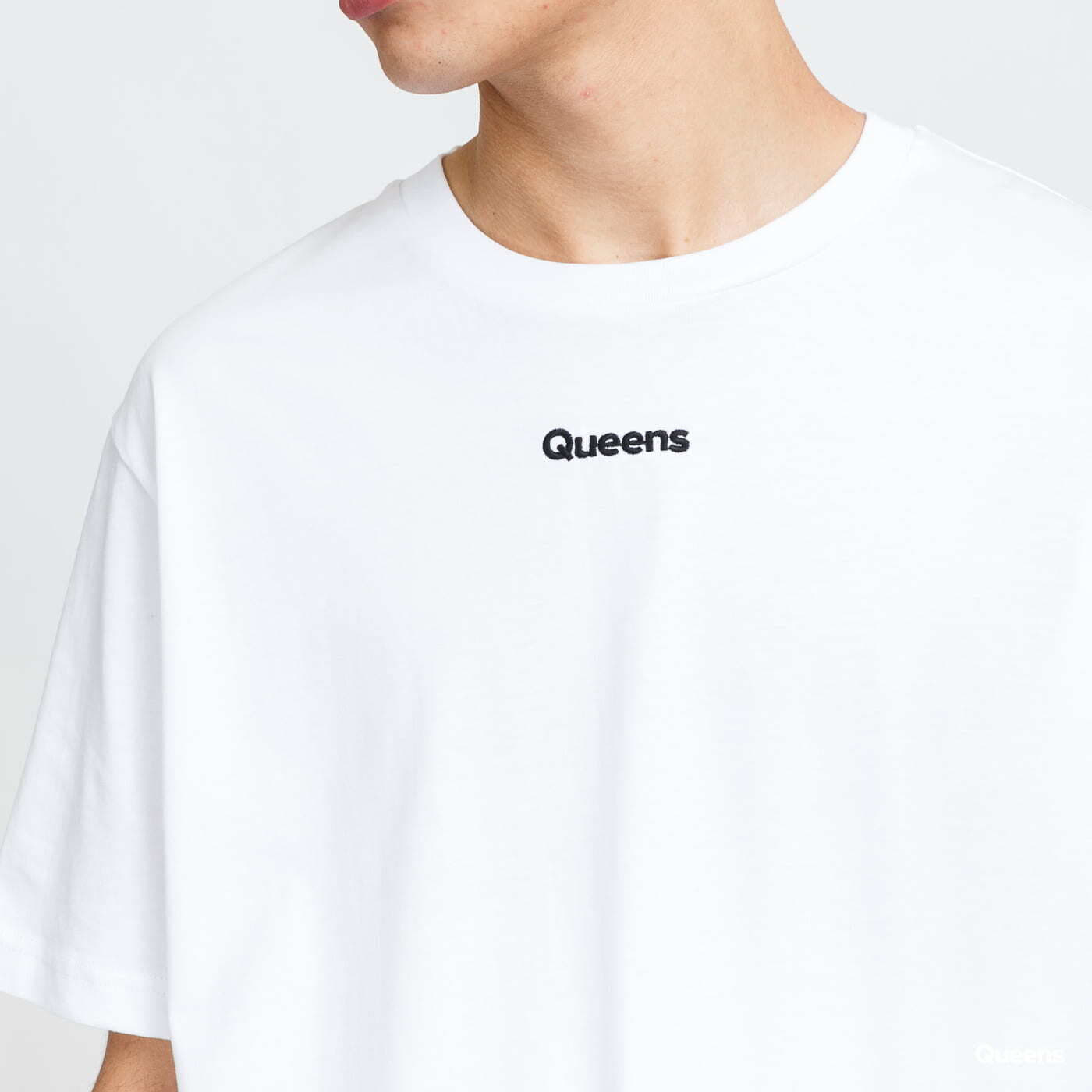 Trička Queens Basic Tee bílé