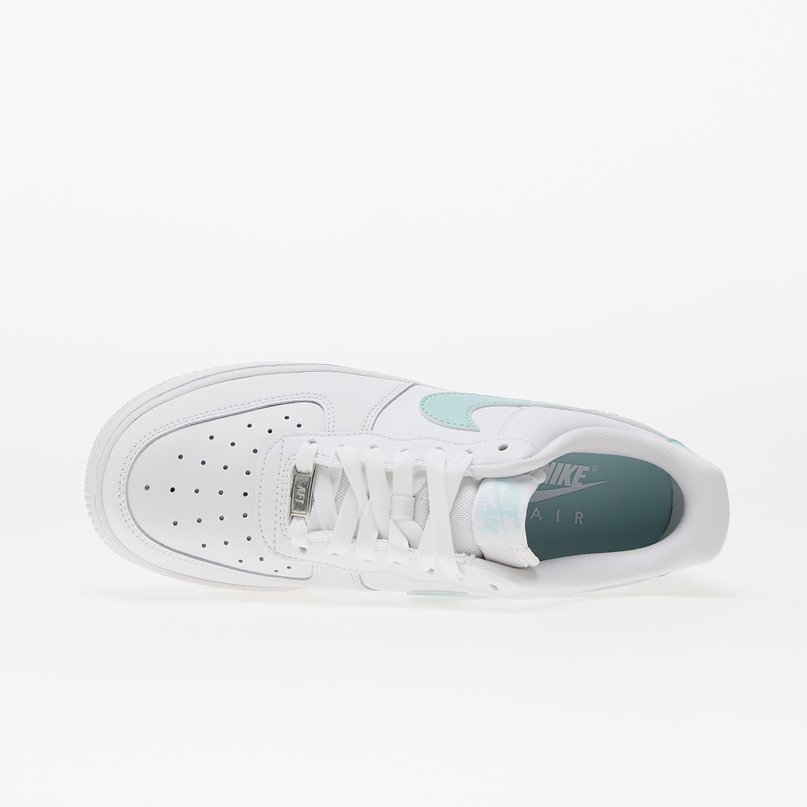 Nike Women's Air Force 1 '07 - White | Jade Ice / 10