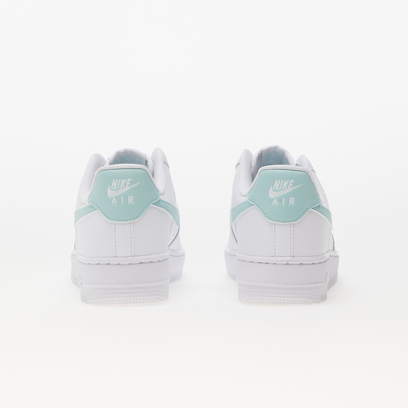 Nike Women's Air Force 1 '07 - White | Jade Ice / 10