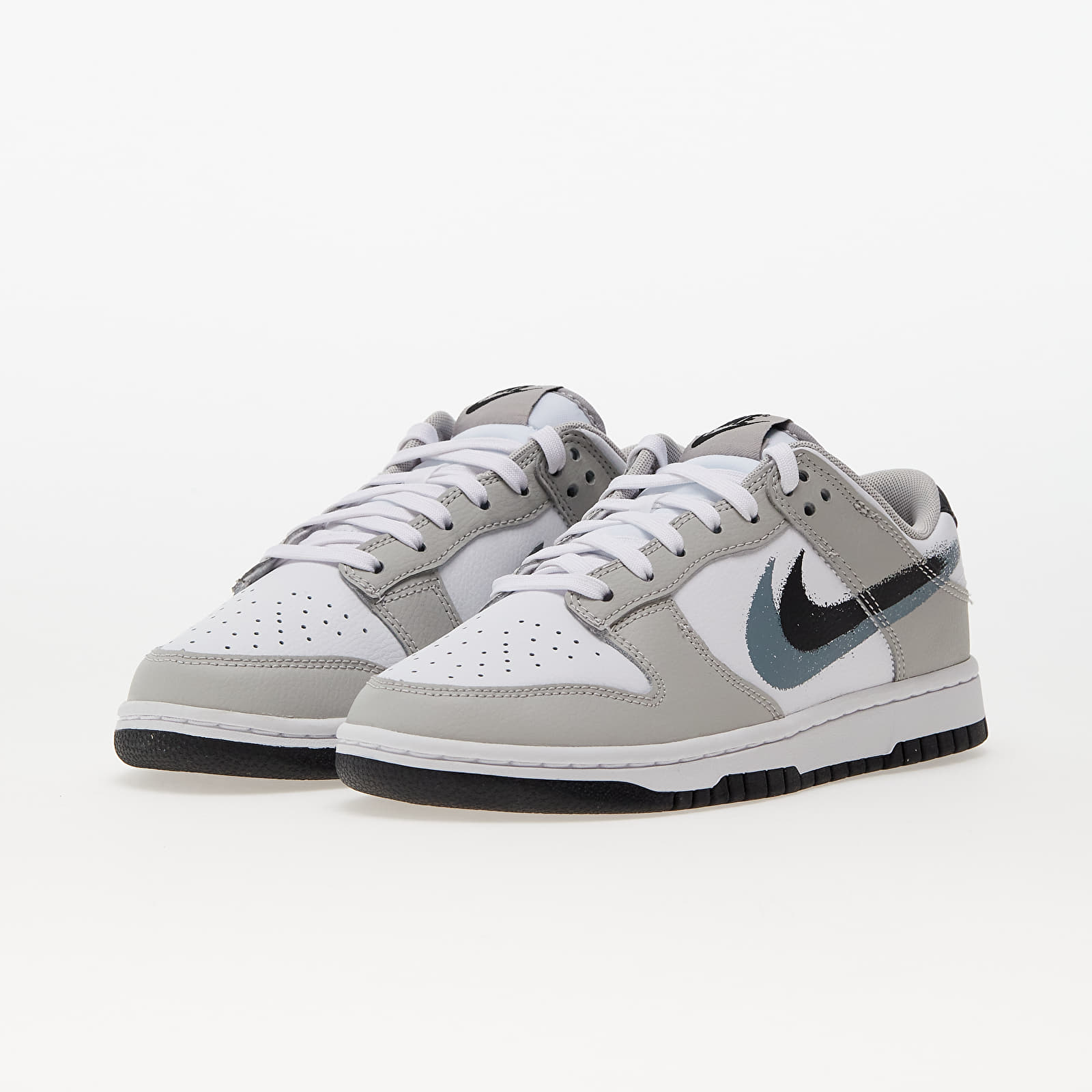 Dunk nike low deals