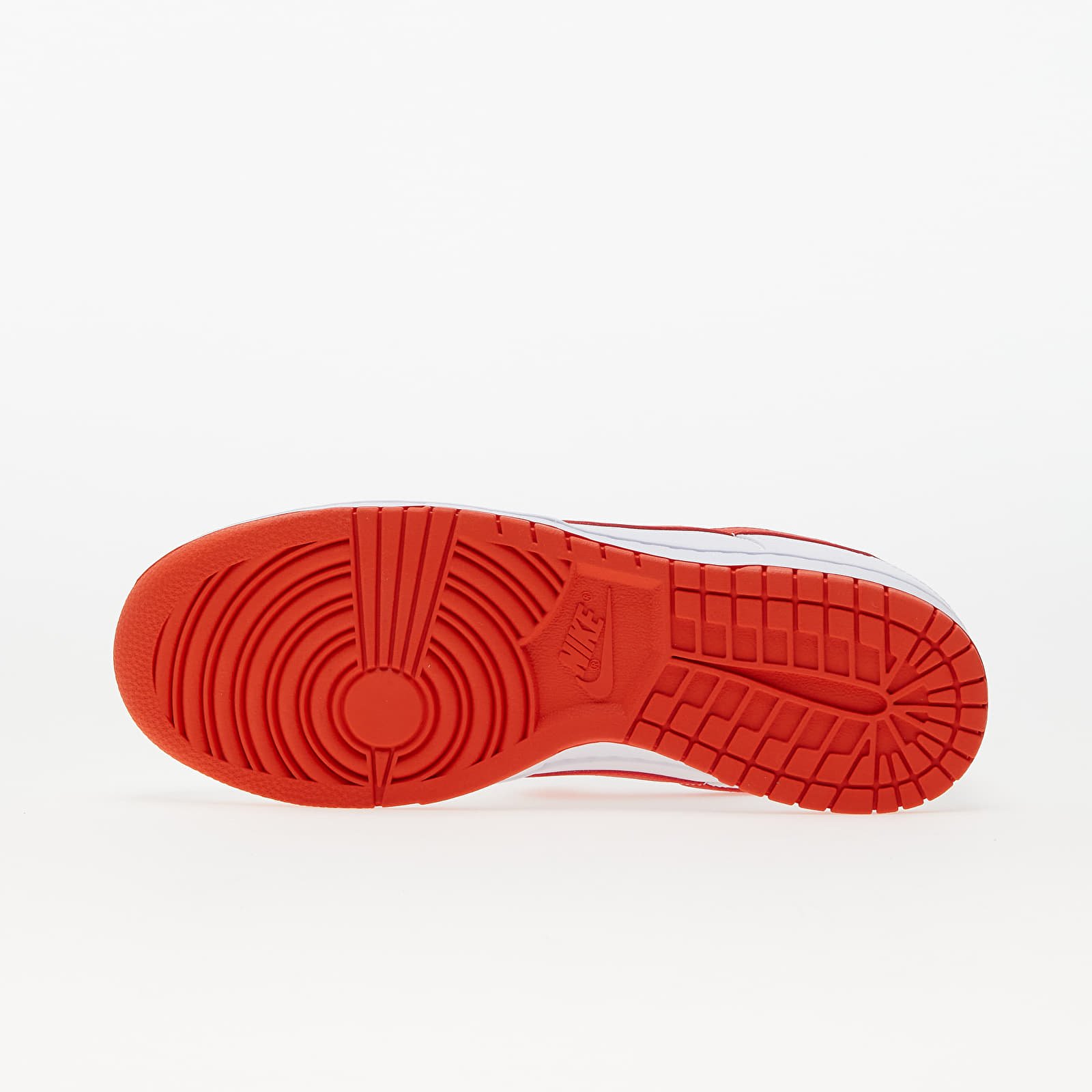 Men's sneakers and shoes Nike Dunk Low Retro White/ Picante Red
